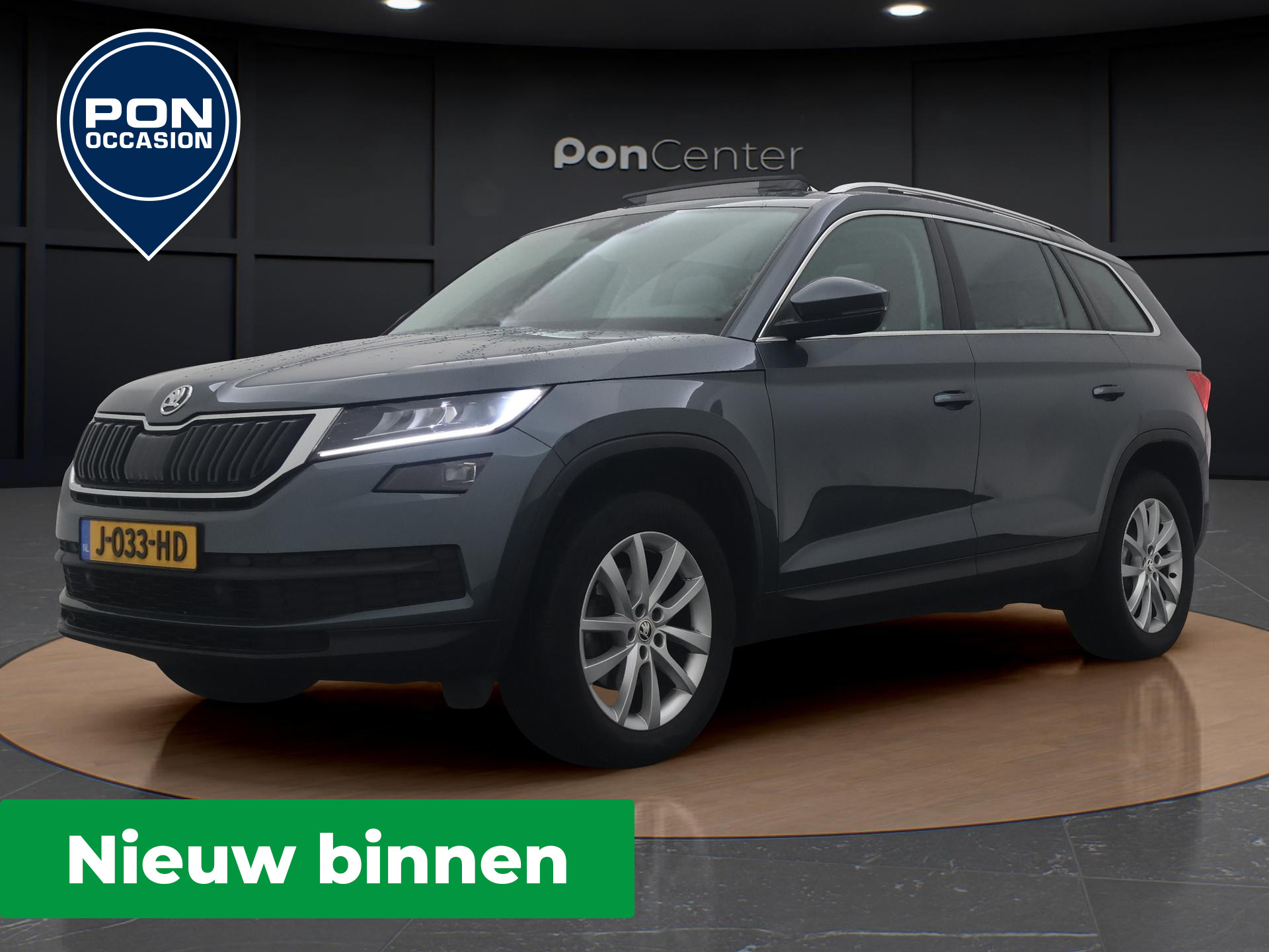 Skoda Kodiaq 1.5 TSI Business Edition | NIEUW BINNEN | Pano dak | Navigatie | Stoelverwarming | ACC | Trekhaak | Keyless | LED | 18" |