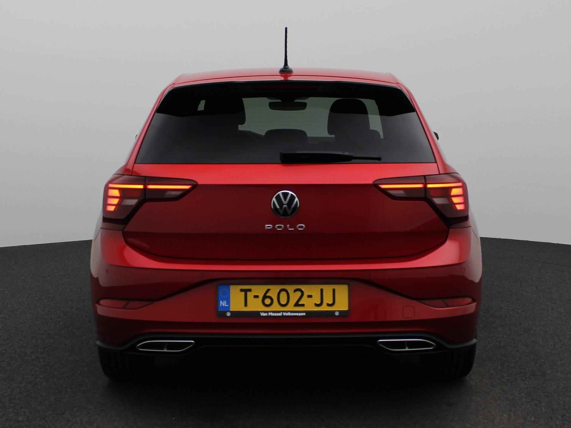 Volkswagen Polo 1.0 TSI R-Line | Navigatie | Airco | 17 Inch Velgen | Parkeersensoren Voor/Achter | LED | Cruise Control | - 5/38