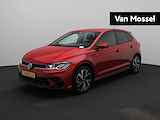 Volkswagen Polo 1.0 TSI R-Line | Navigatie | Airco | 17 Inch Velgen | Parkeersensoren Voor/Achter | LED | Cruise Control |