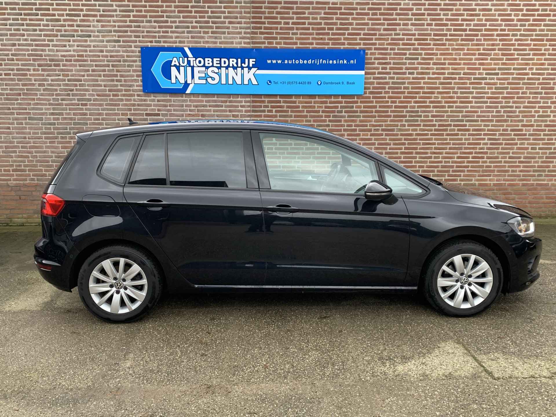 Volkswagen Golf Sportsvan 1.4 TSI Highline - 8/41