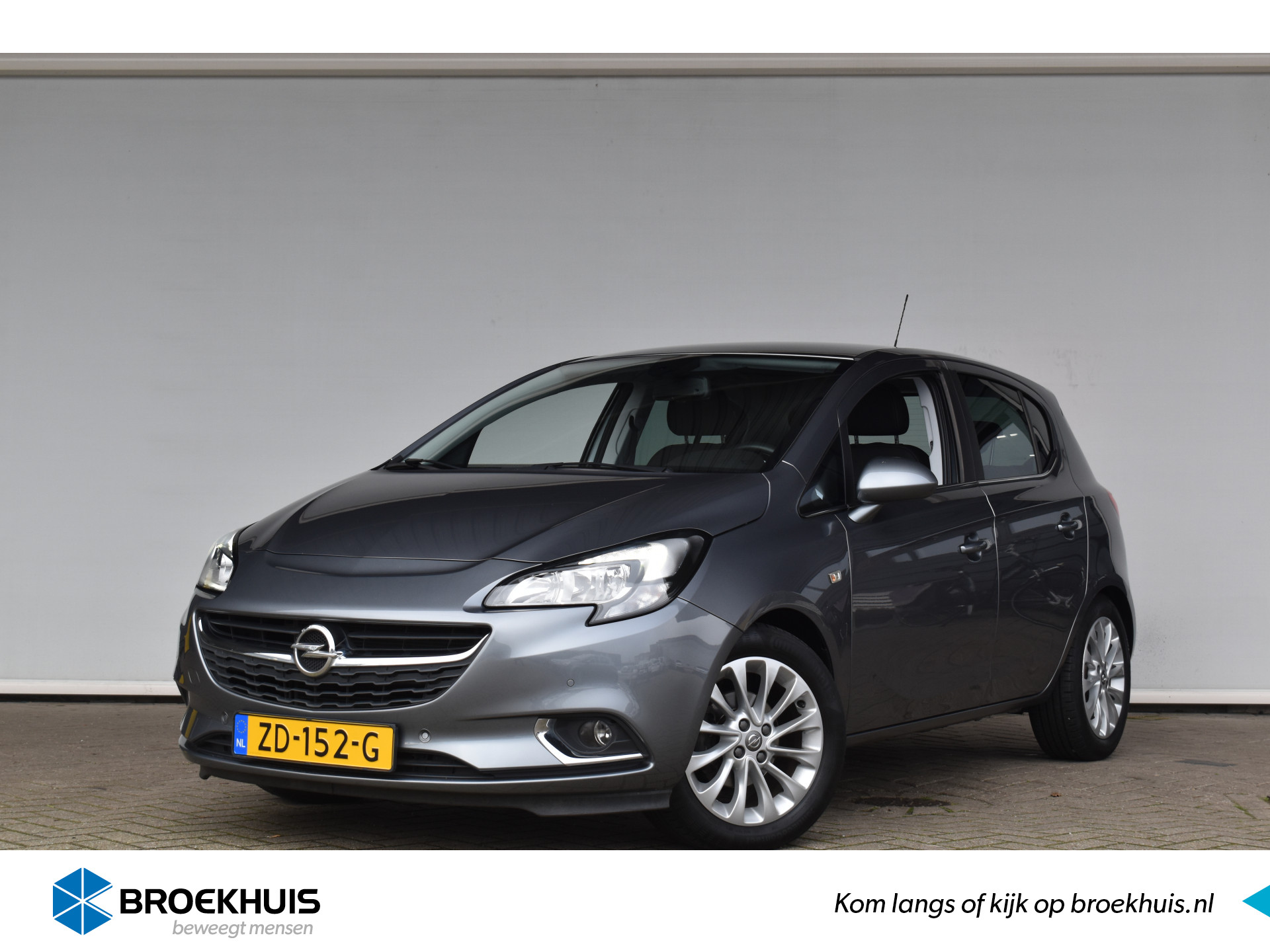 Opel Corsa 1.4 Online Edition 2.0 NAVI/CLIMATE/PARK PILOT/REGENSENSOR/DAB bij viaBOVAG.nl
