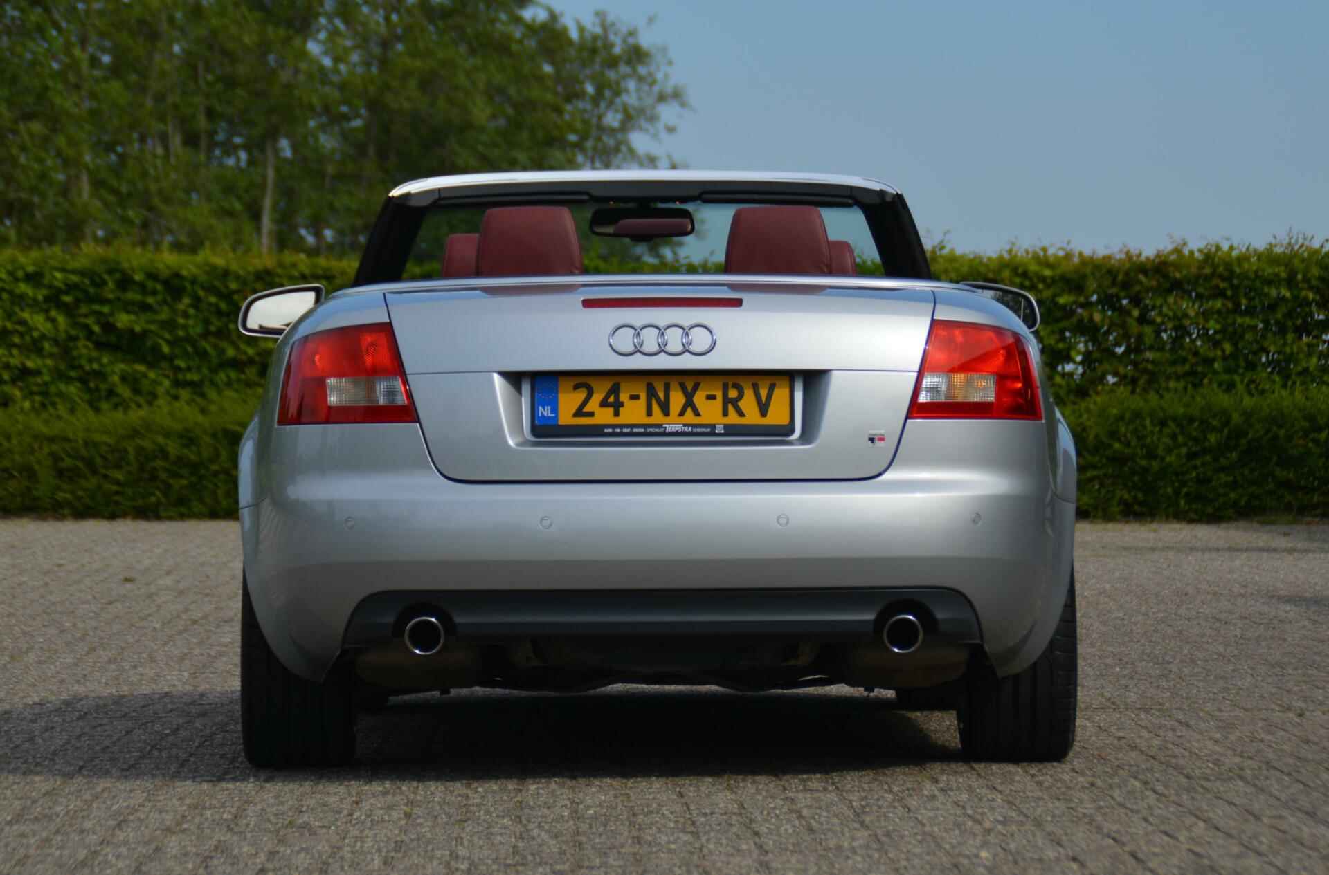 Audi A4 Cabriolet 2.4 V6 Pro Line automaat - 11/80