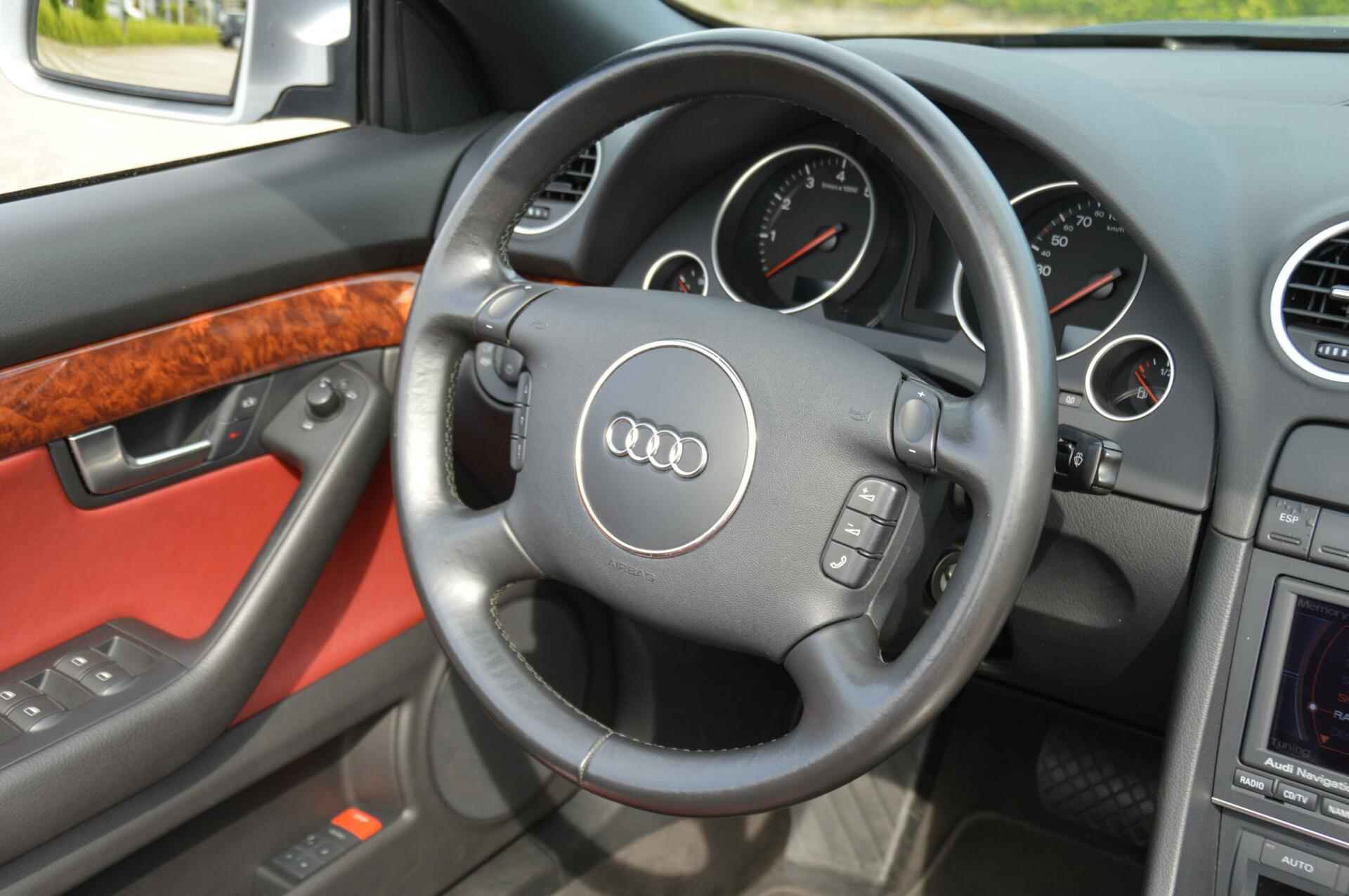 Audi A4 Cabriolet 2.4 V6 Pro Line automaat - 46/80