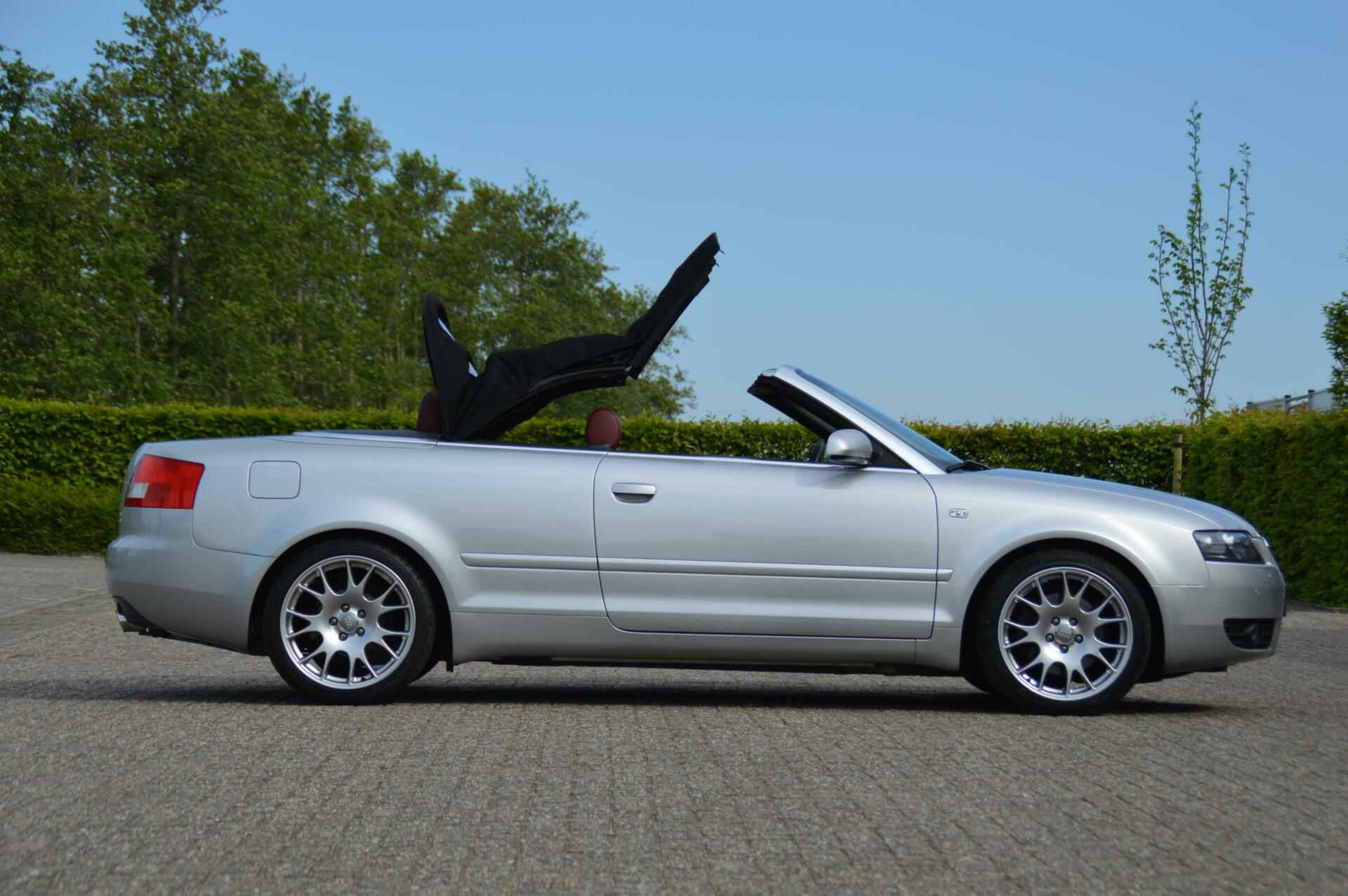 Audi A4 Cabriolet 2.4 V6 Pro Line automaat - 56/80