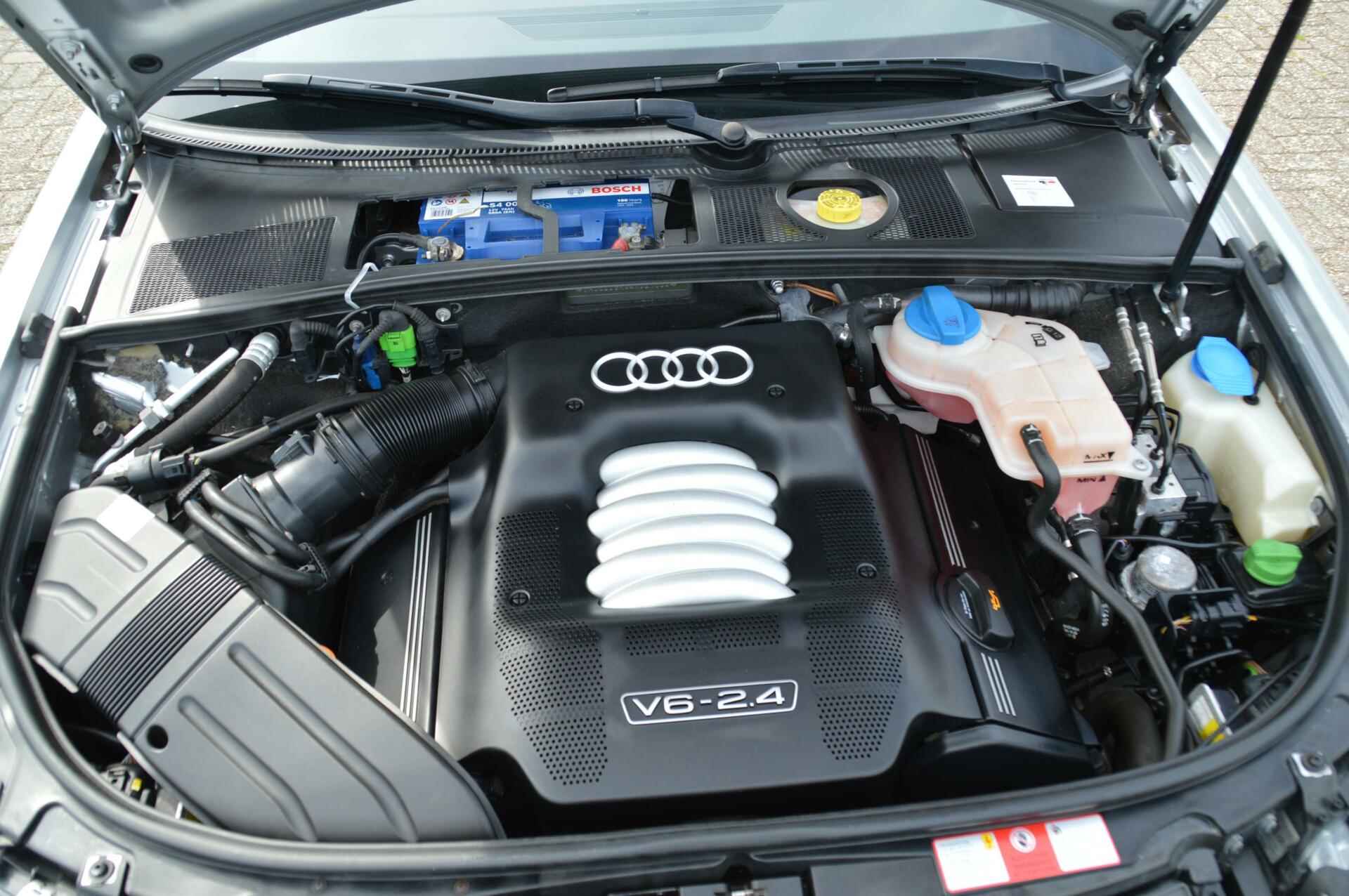 Audi A4 Cabriolet 2.4 V6 Pro Line automaat - 77/80