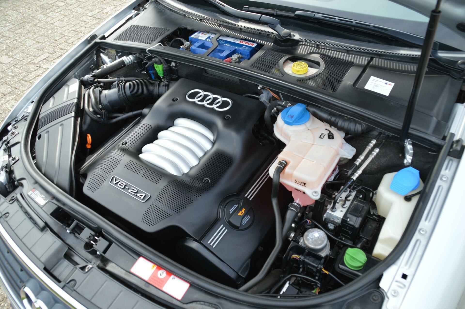 Audi A4 Cabriolet 2.4 V6 Pro Line automaat - 78/80