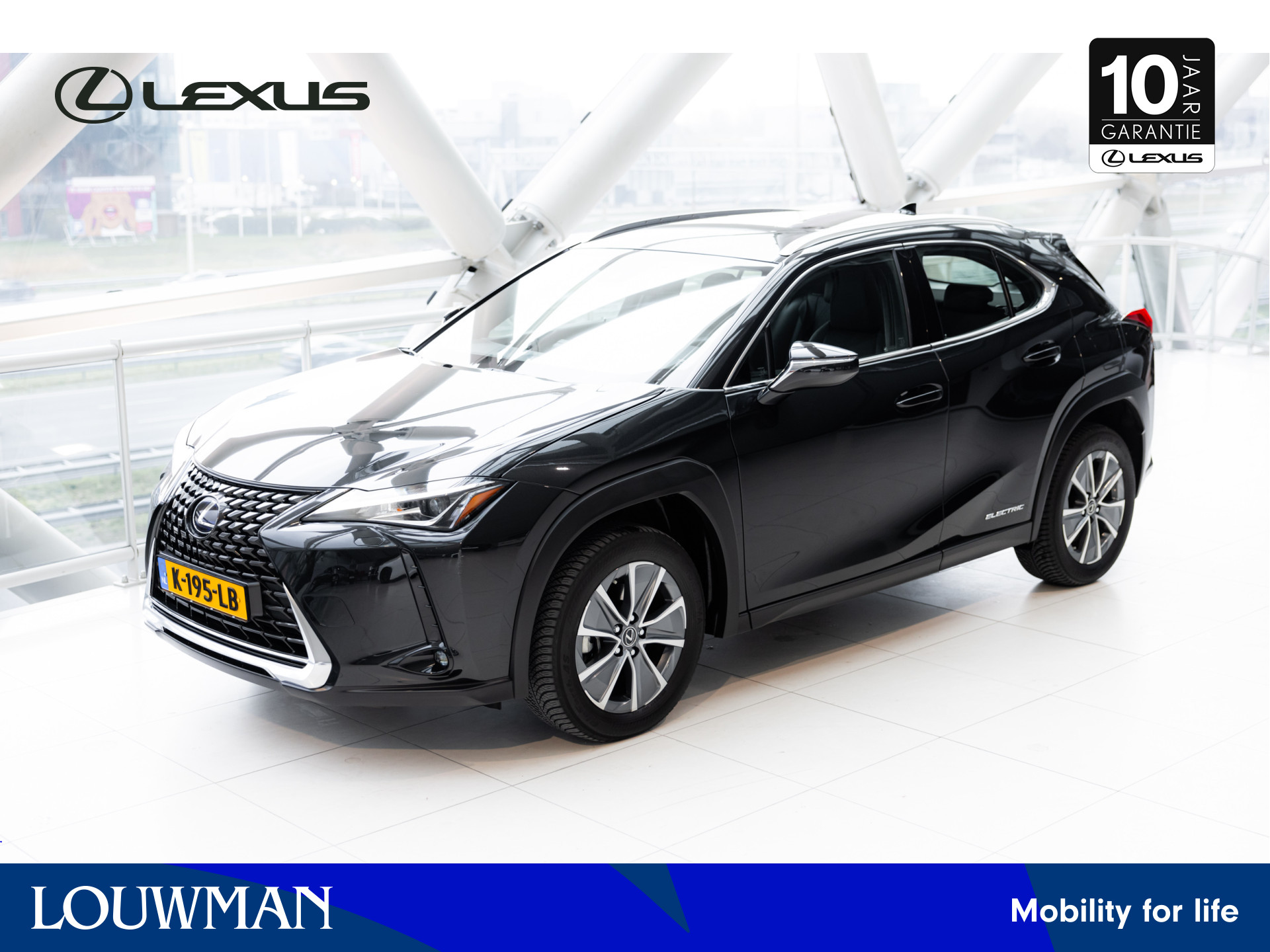 Lexus UX 300e Business 54 kWh | Carplay | Elektrische Stoelen | bij viaBOVAG.nl
