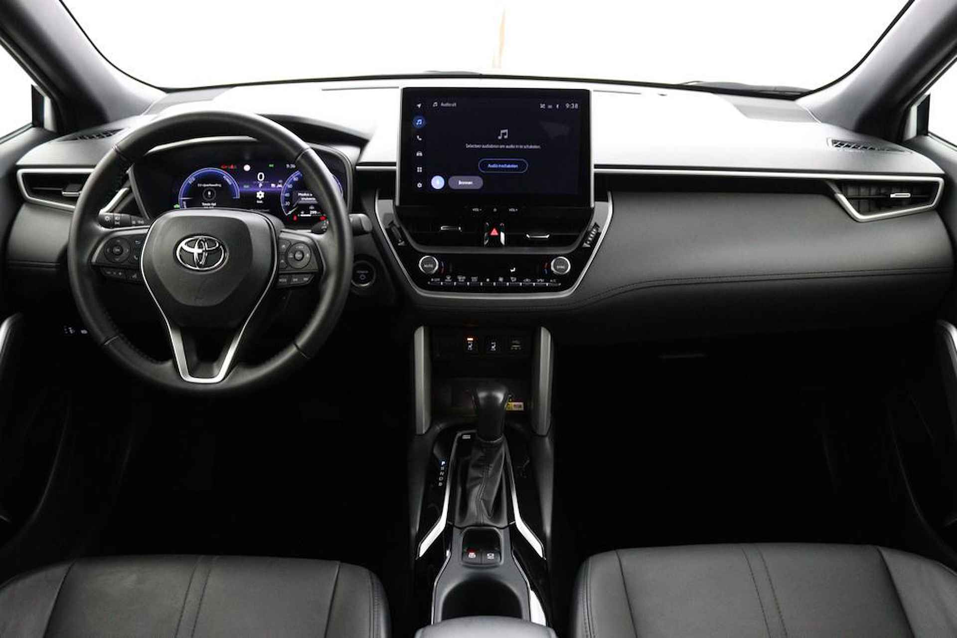 Toyota Corolla Cross 2.0 High Power Hybrid First Edition | Trekhaak | Treeplanken | 1/2 leren bekleding | Wit metallic lak | - 4/49