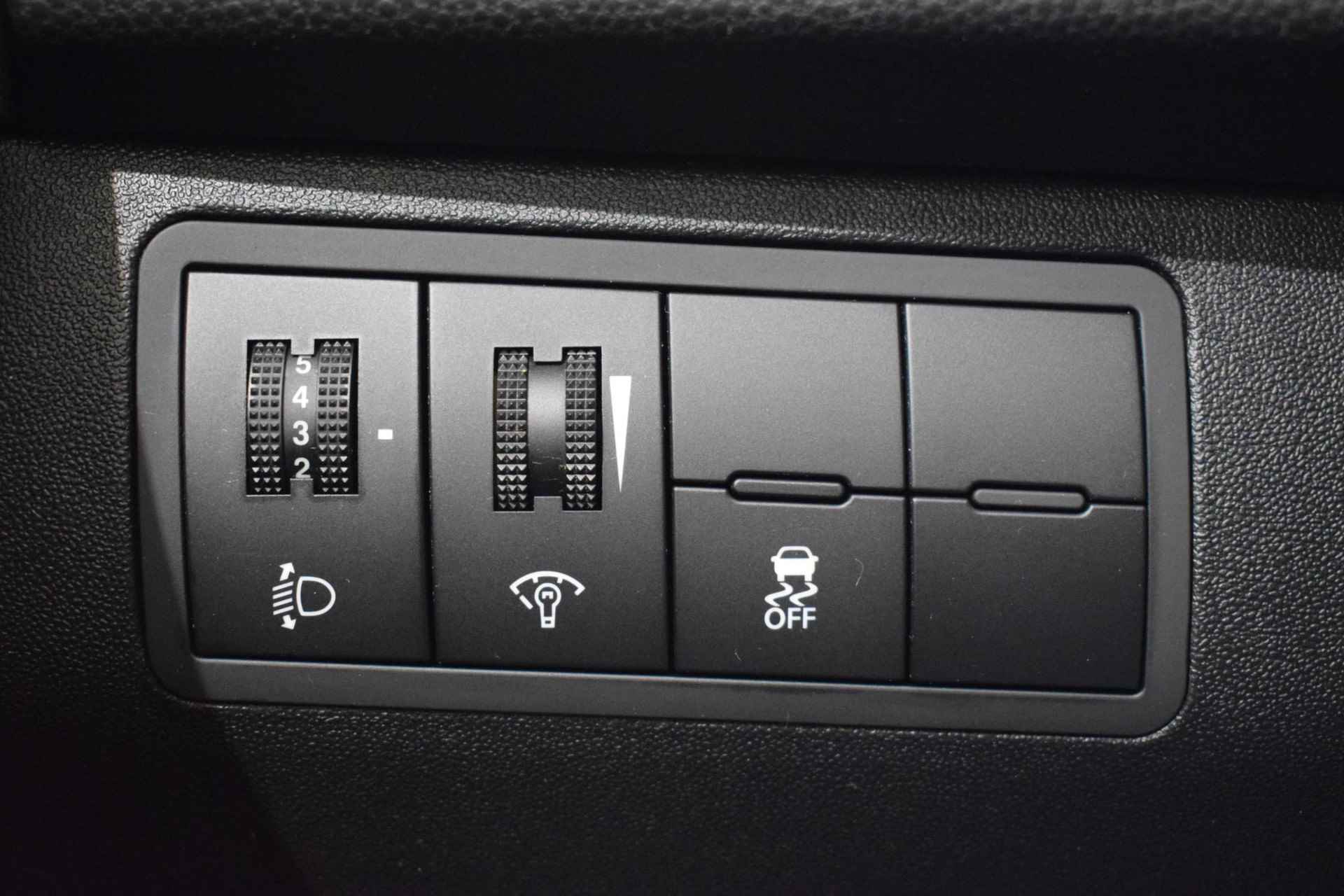 Kia Venga 1.4 CVVT ComfortLine | Airco | USB-aansluiting voor | Elektrische ramen voor | Elektrische zijspiegels | Bluetooth | Armsteun | - 37/43