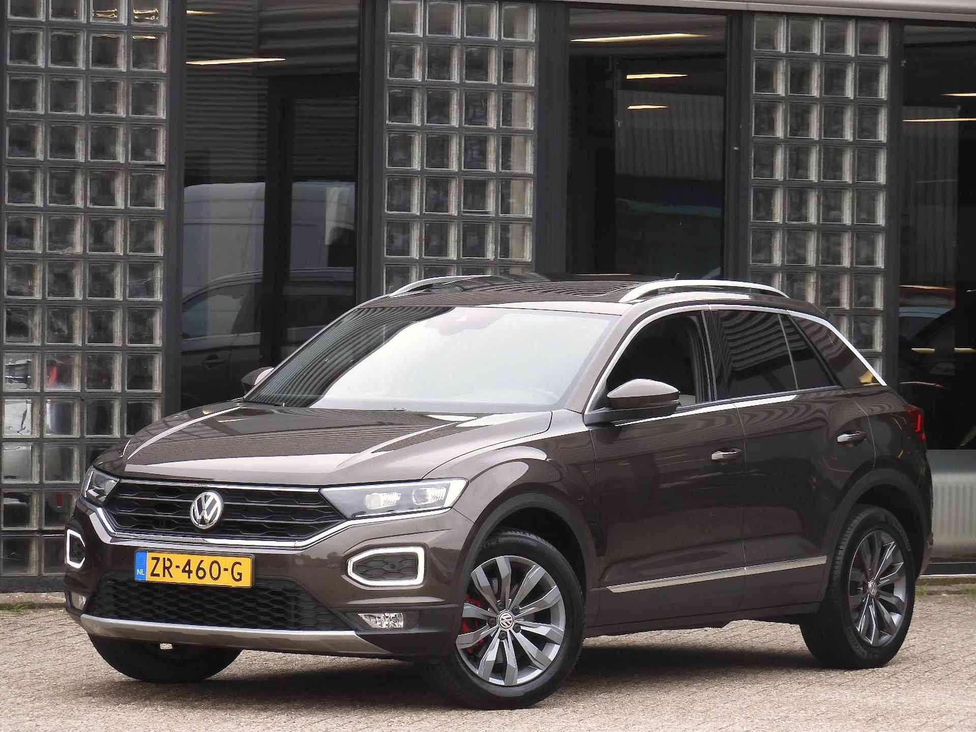 Volkswagen T-Roc 1.5TSi SPORT/ PANORAMADAK/ CAMERA/ BEATS/ TREKHAAK - 2/36