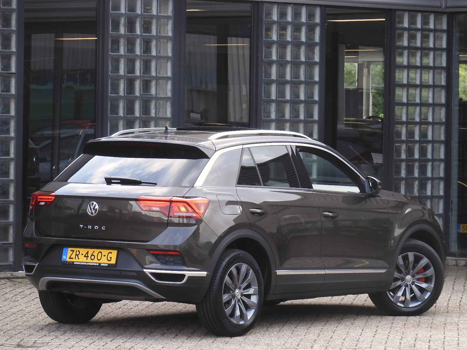 Volkswagen T-Roc 1.5TSi SPORT/ PANORAMADAK/ CAMERA/ BEATS/ TREKHAAK - 2/36