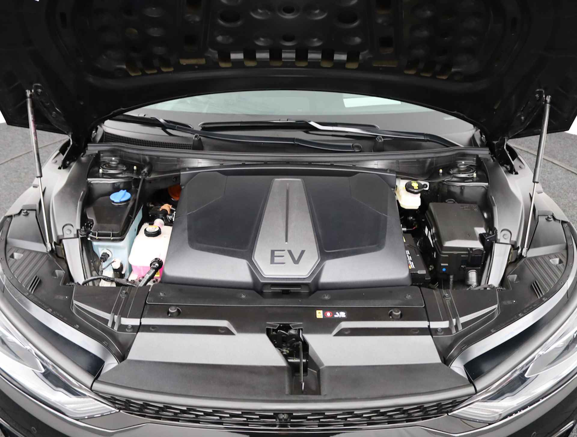 Kia Ev6 GT-Line 77 kWh RWD 229PK - LED koplampverlichting - Navigatie - Stoelventilatie voor - Stoelverwarming - Fabrieksgarantie tot 04-2029 - 62/76