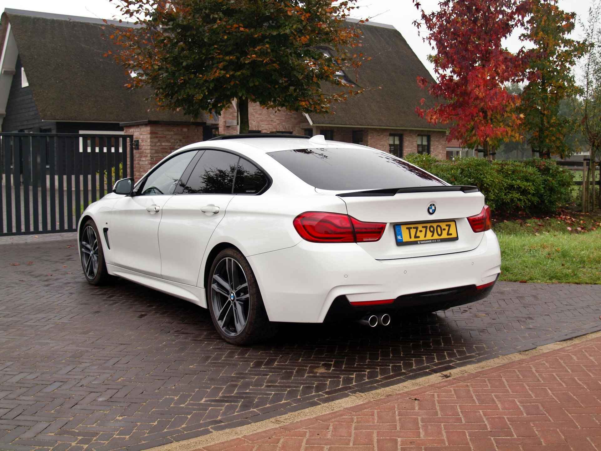 BMW 4-serie Gran Coupé 420i High Executive | Panoramadak | Trekhaak | Cruise Control | DAB | PDC | - 8/32