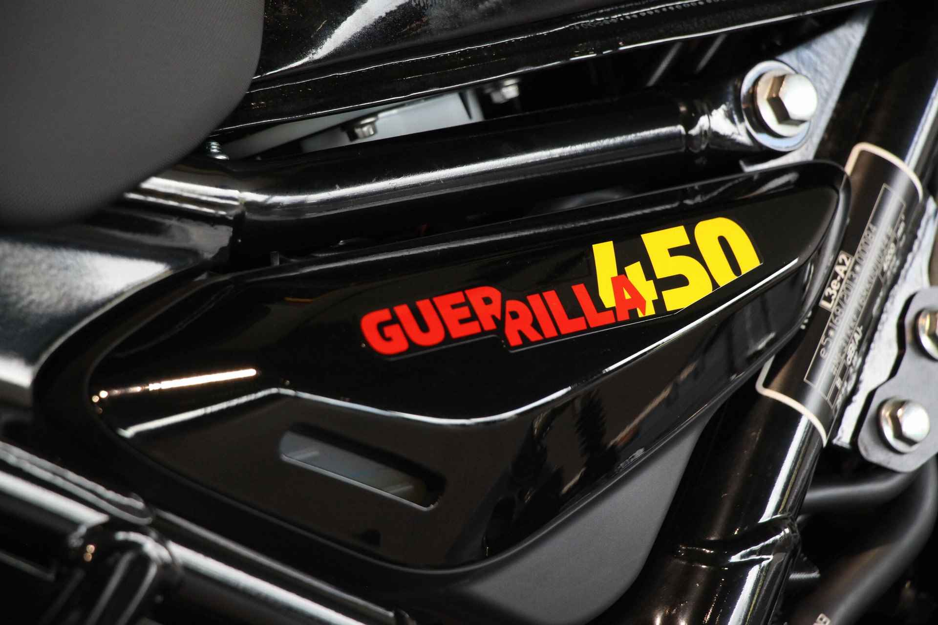 Royal-Enfield GUERRILLA 450 - 13/13