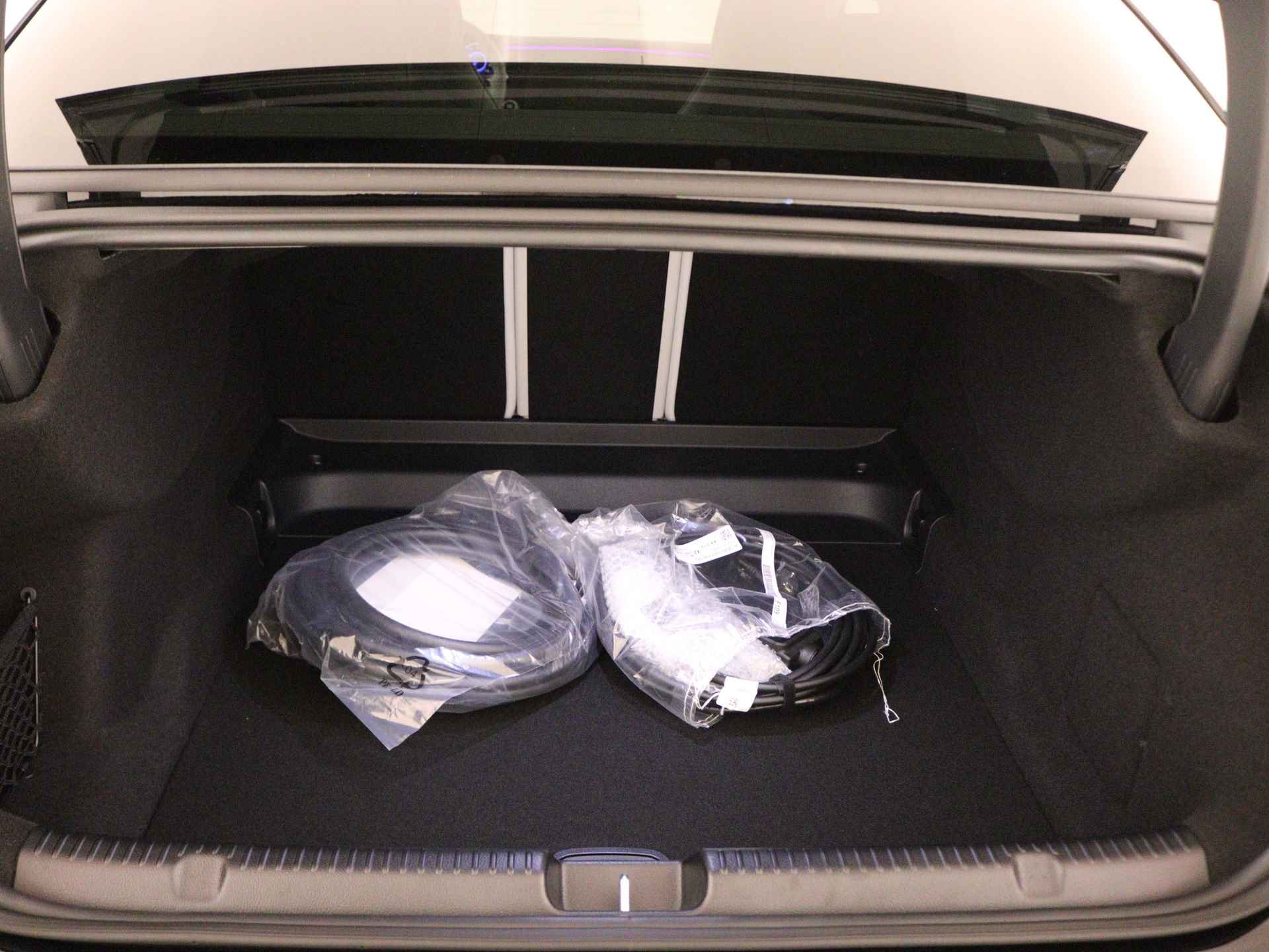 Mercedes-Benz EQE 350 AMG Line | Premium Plus Pack | Nightpakket | Luchtvering | ENERGIZING-pakket plus | Akoestisch comfortpakket | Rijassistentiepakket plus | Burmester® 3D-Surround sound system | - 32/38
