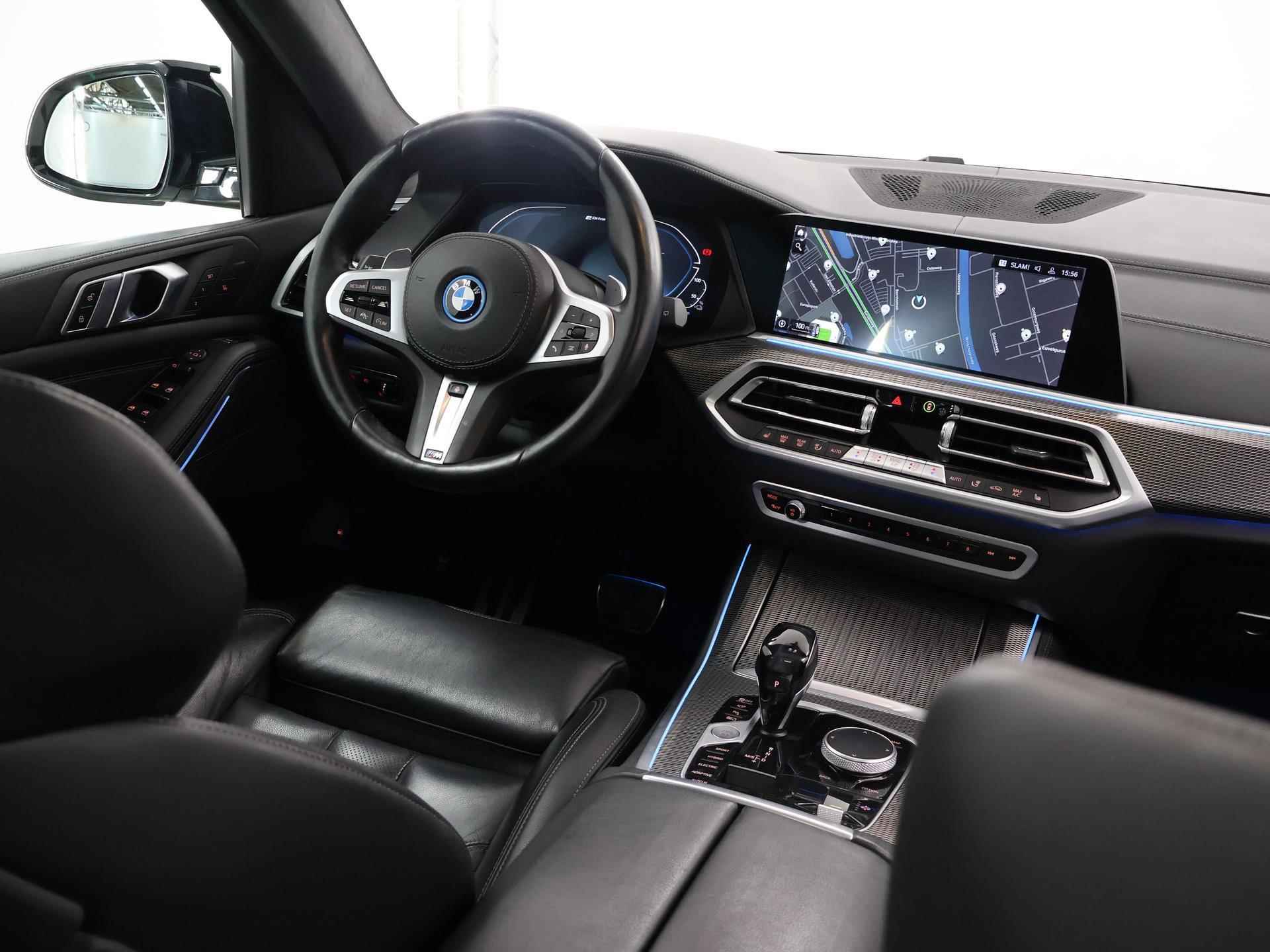 BMW X5 xDrive45e High Executive M-Sport | Sky Lounge Panormadak | Trekhaak | Laser Licht | Luchtvering | Stoel&Stuurverwarming | Navigatie | Parkeercamera 360° | Rijassistent-Systeem | Shadowline | 22" Lichtmetaal | - 10/63