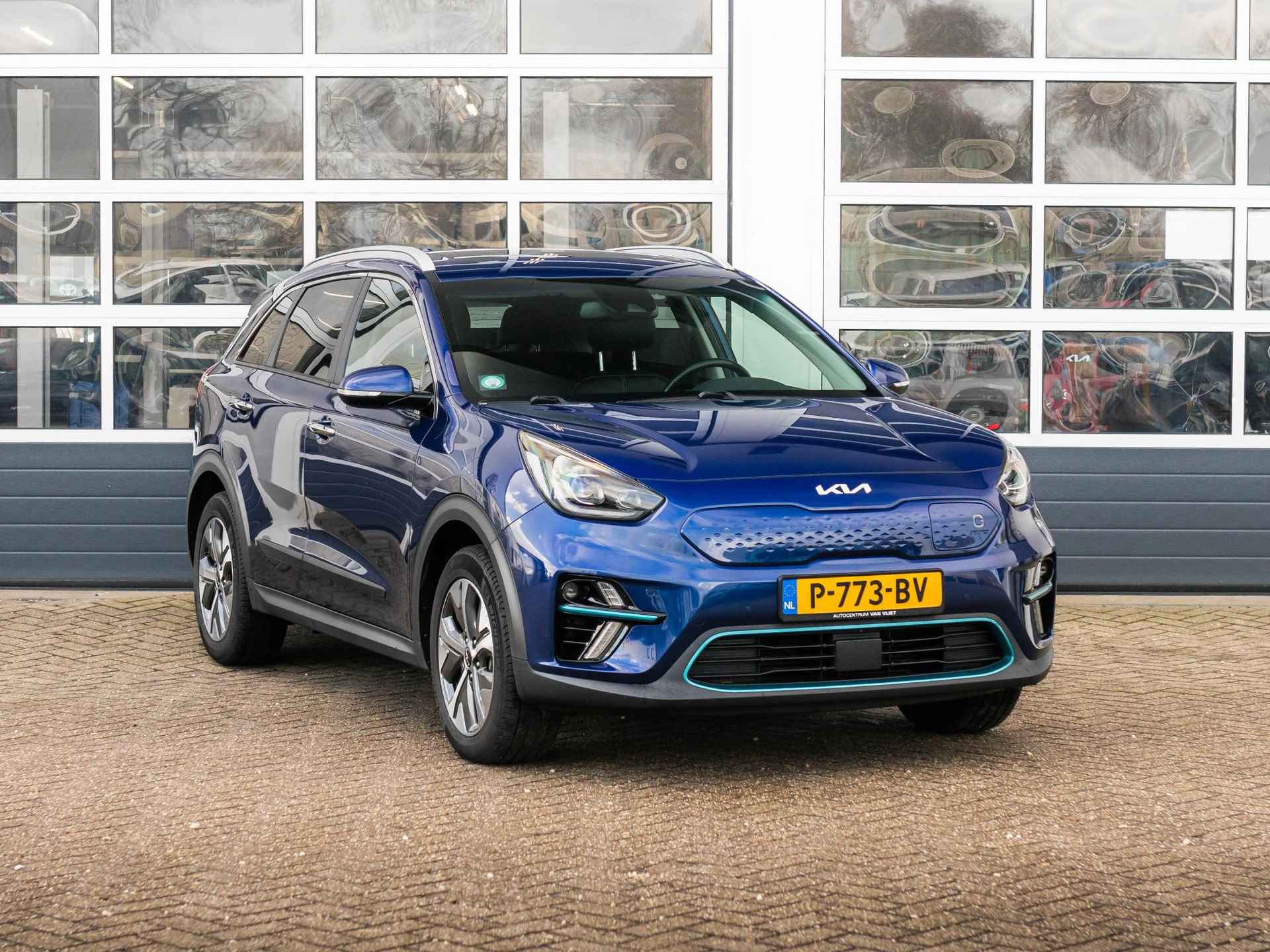 Kia e-Niro DynamicPlusLine 64 kWh | Apple Carplay/Android auto | Cruise control adaptief | Climate controle | Elektrisch schuifdak | Keyless start en entry | Full map navigatie | voorstoelen en stuur verwarmd. - 3/30