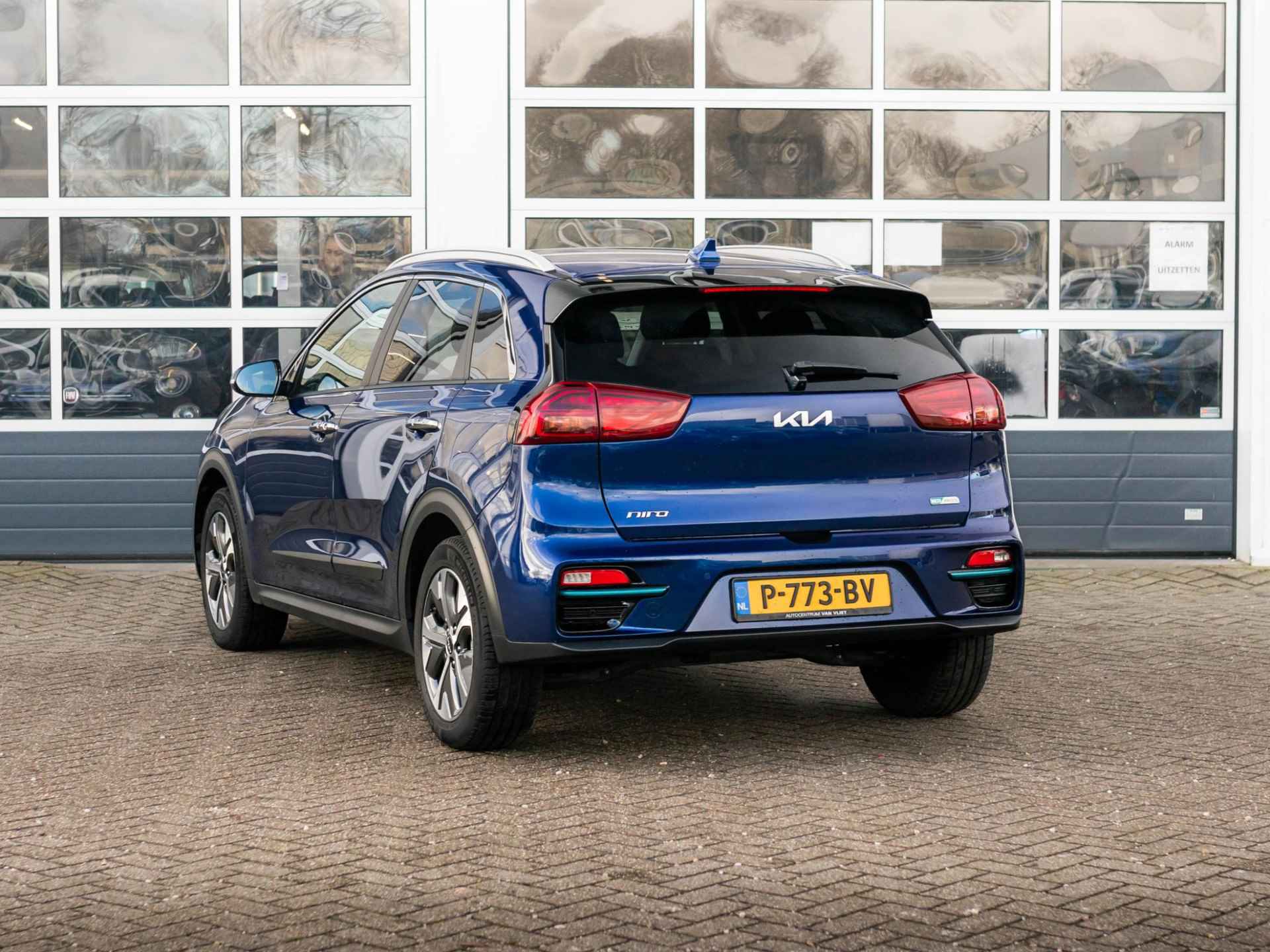 Kia e-Niro DynamicPlusLine 64 kWh | Apple Carplay/Android auto | Cruise control adaptief | Climate controle | Elektrisch schuifdak | Keyless start en entry | Full map navigatie | voorstoelen en stuur verwarmd. - 7/30