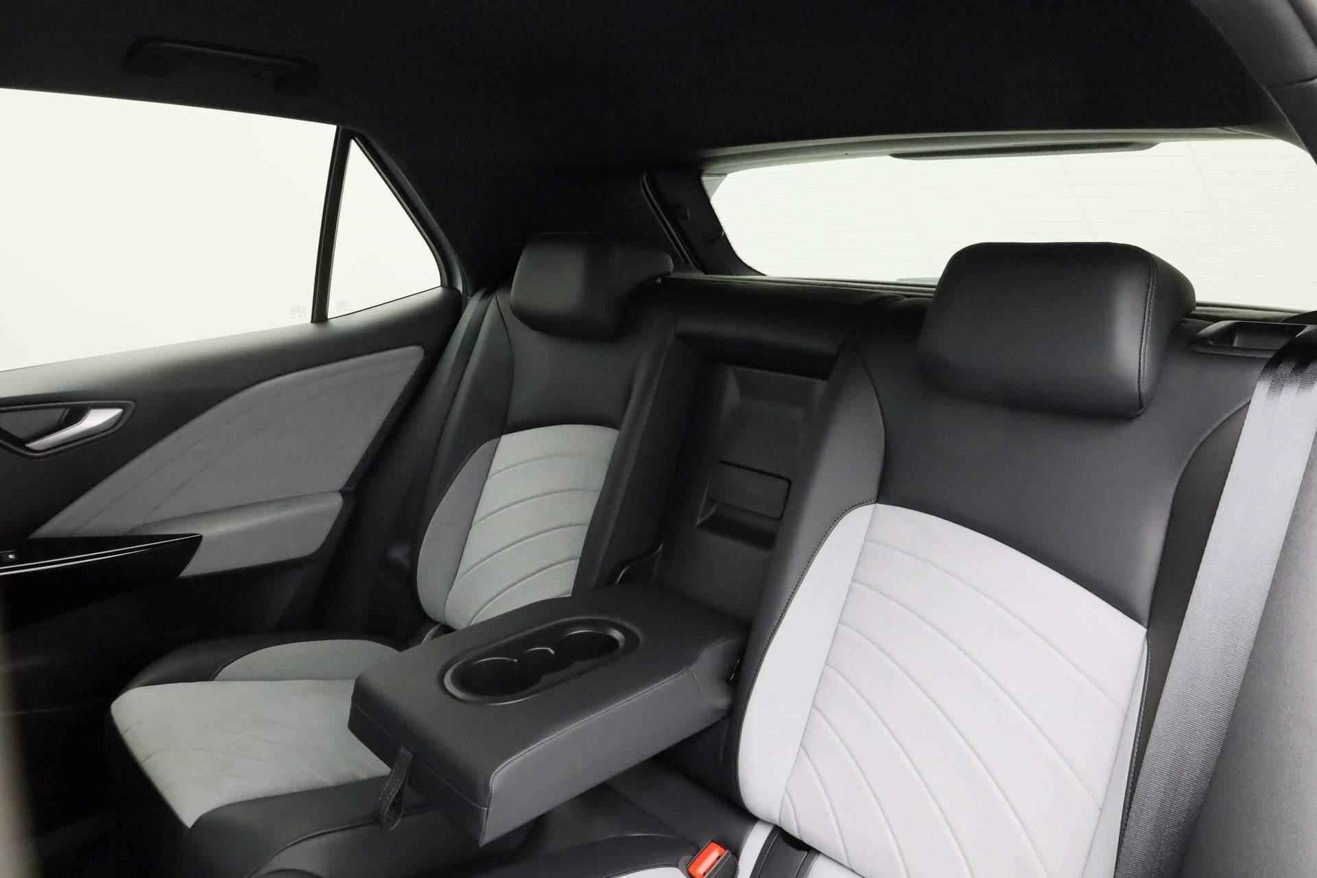 Volkswagen ID.3 Pro S 77 kWh 204PK | IQ Light | Stuur-/stoelverwarming | Keyless | ACC - 40/41