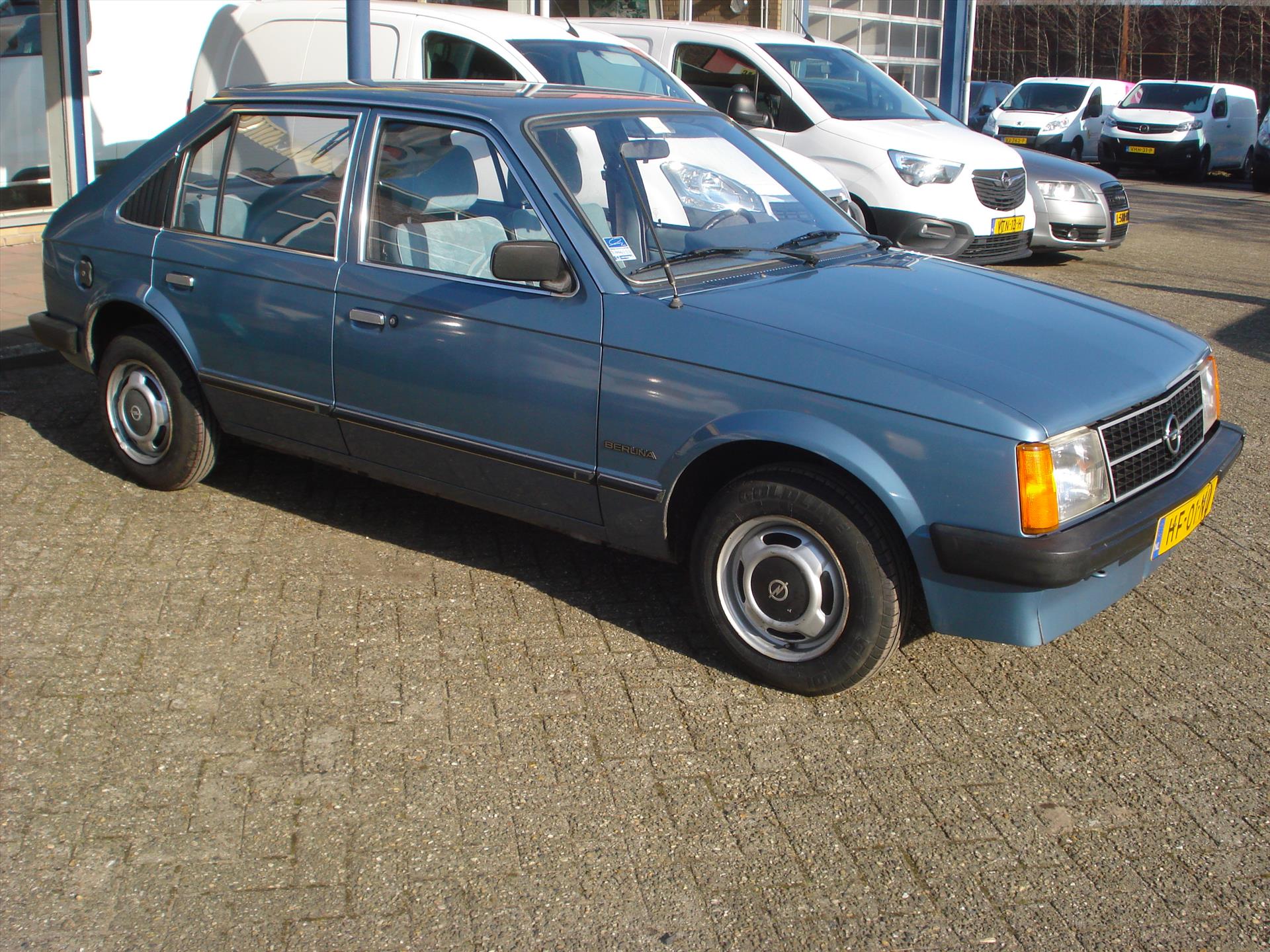 Opel Kadett 1.3 N    AUTOMAAT,APK 18-02-2027