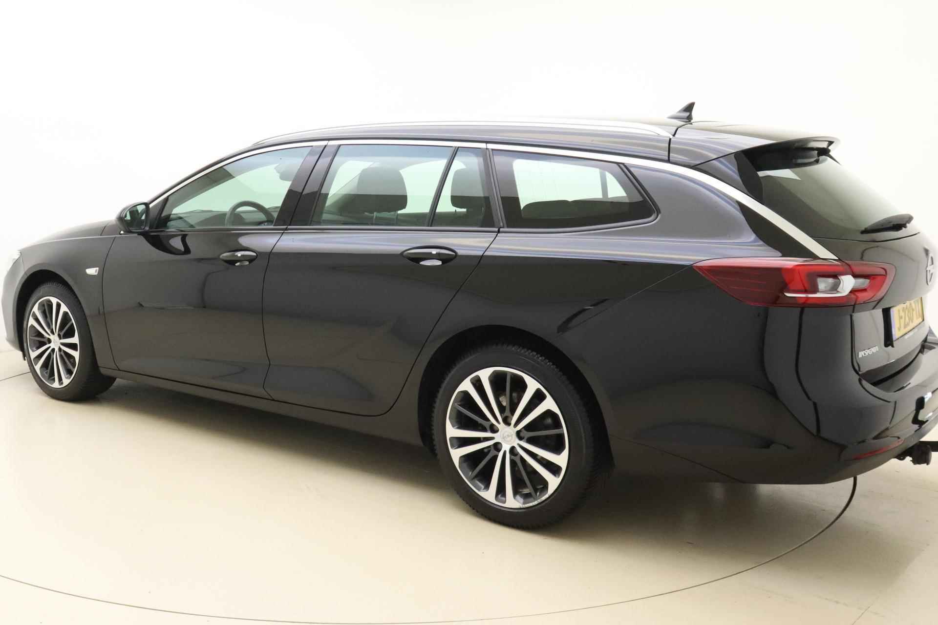 Opel Insignia Sports Tourer 1.5 CDTI Business Elegance | Navigatie systeem | Apple carplay- Android auto | AGR comfort stoelen | Trekhaak | Camera achter | Climate control | Winterpakket | Verwarmd voorruit | - 4/39