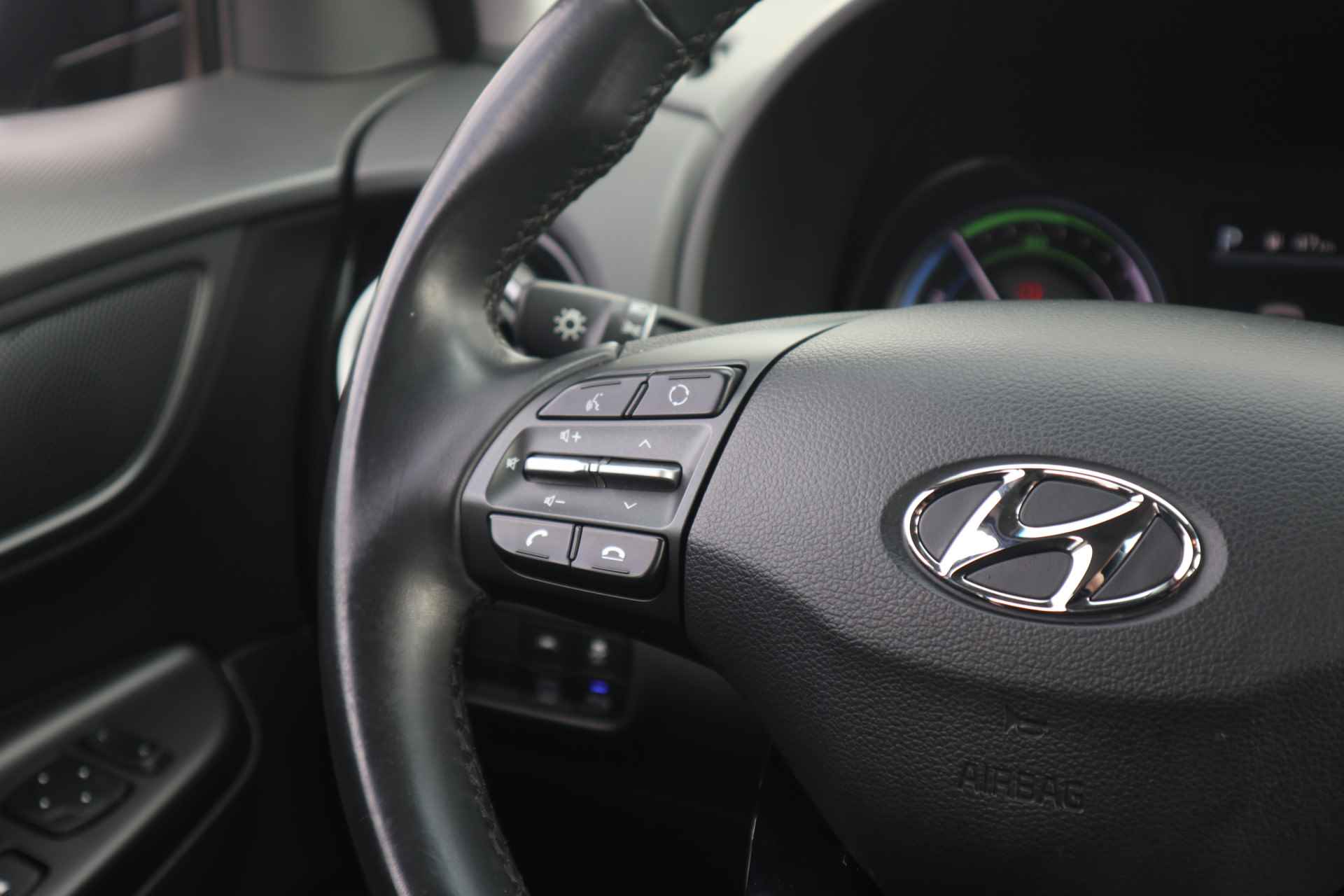 Hyundai KONA 1.6 GDI HEV Comfort NL AUTO | HYBRID | CAMERA | CARPLAY | 2de PINSTERDAG GEOPEND VAN 10:00 T/M 16:00 UUR - 22/34