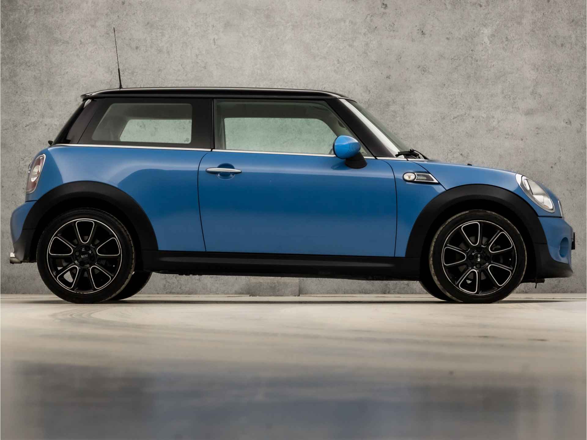 MINI Mini 1.6 Cooper (CLIMATE, NAP, CRUISE, ELEK RAMEN, LEDEREN SPORTSTOELEN, LM VELGEN, NIEUWE APK, NIEUWSTAAT) - 4/31