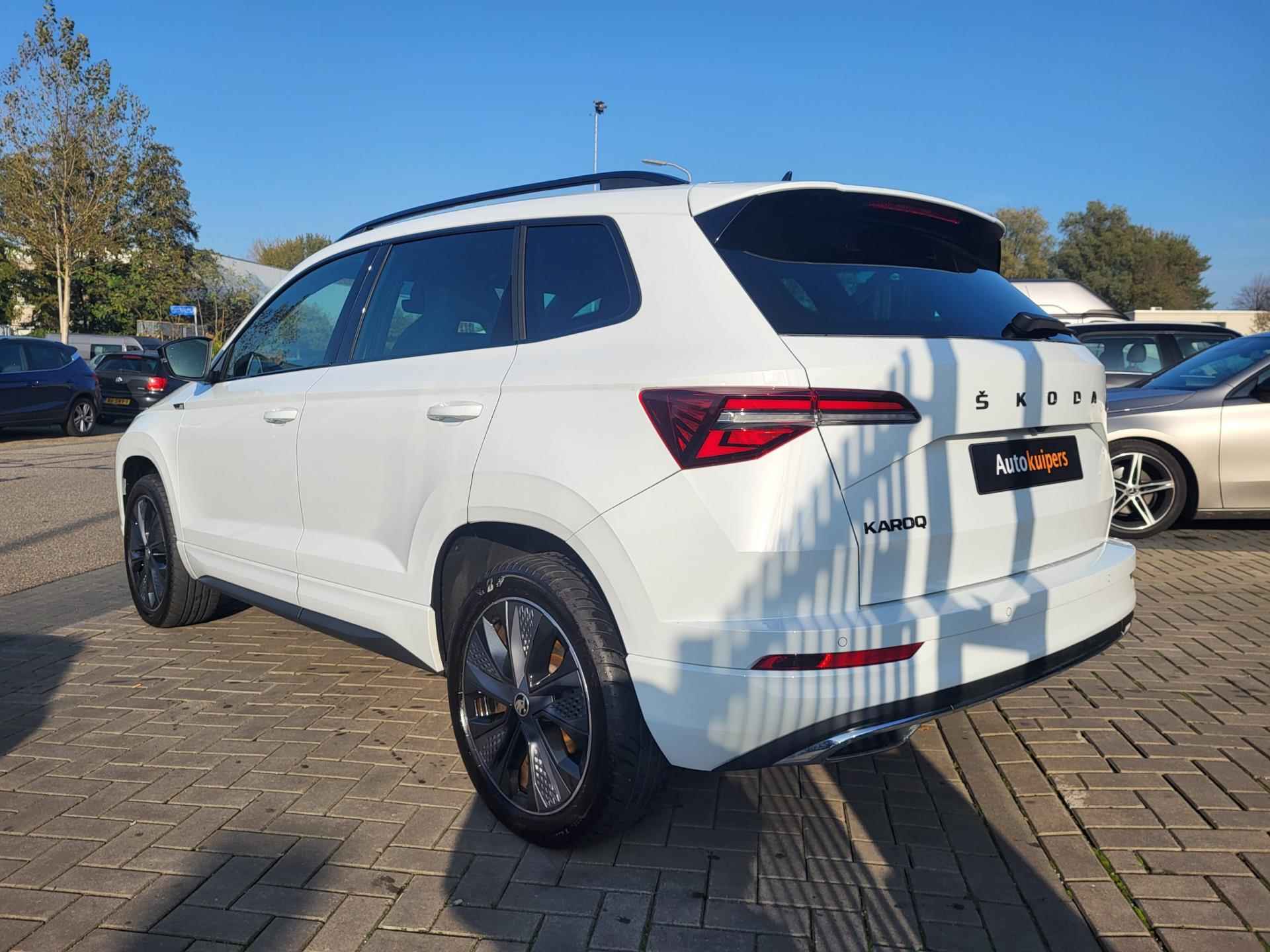 Skoda Karoq 1.5 TSI ACT Sportline Business - 4/37