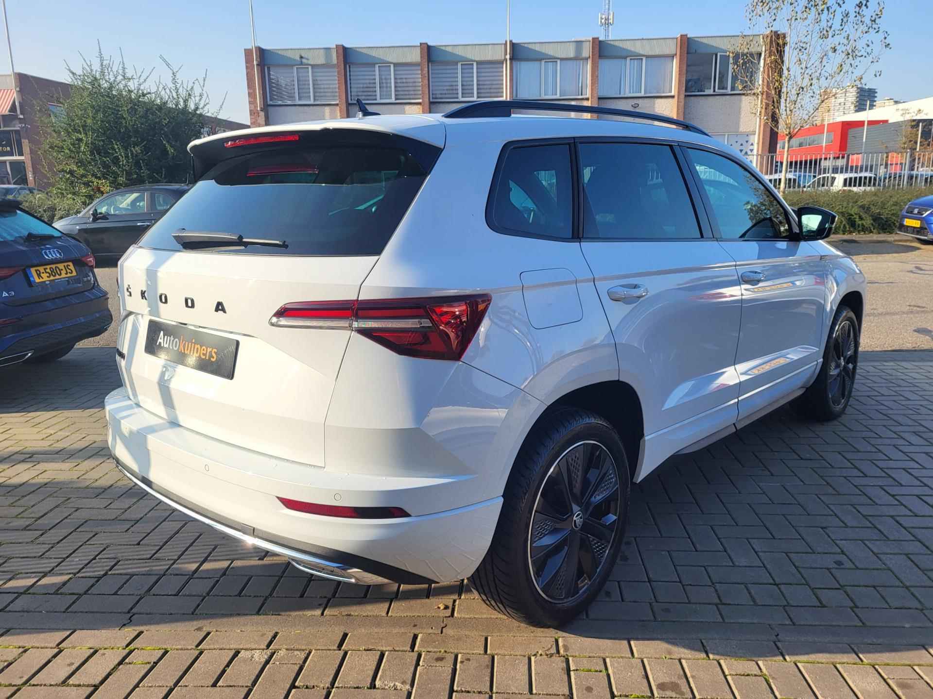 Skoda Karoq 1.5 TSI ACT Sportline Business - 7/37