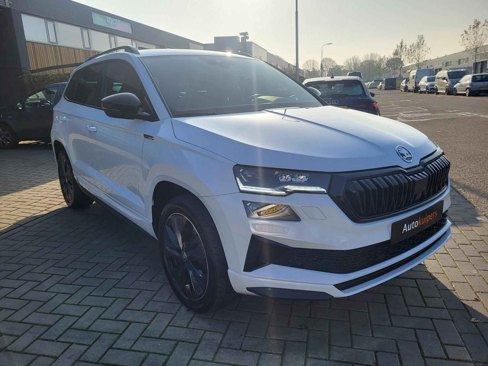 Skoda Karoq 1.5 TSI ACT Sportline Business - 9/37