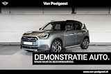 MINI Countryman Electric E Favoured 66.5 kWh | Pakket L | Dak en spiegelkappen in Jetblack