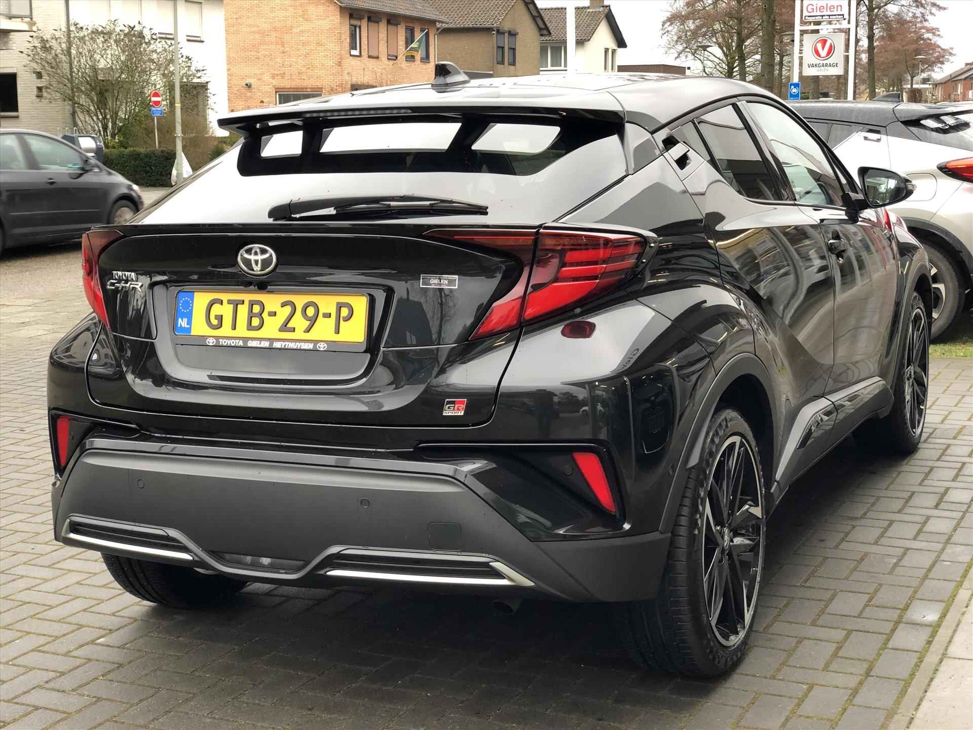 Toyota C-Hr 2.0 Hybrid GR Sport | JBL, Nieuwe multimedia, Dodehoekherkenning, Stoel + Stuurverwarming, Half leer, Parkeersensoren - 4/43