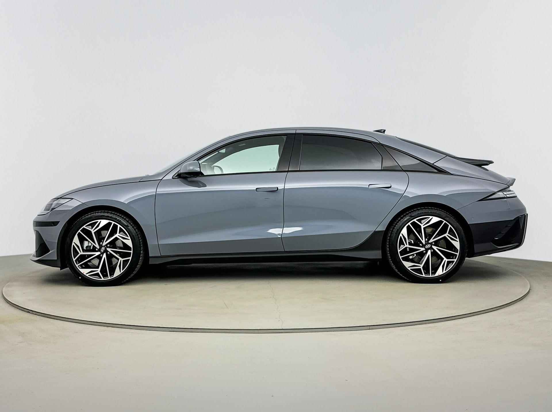 Hyundai IONIQ 6 Lounge 77 kWh STOEL VERWARMING/ VENTILATIE | 20"LM VELGEN | INCL € 9000,- REGISTRATIE KORTING!!! | ELECTRISCHE STOELEN VOOR ZIJDE | SEAT MEMORY | BOSE PREMIUM AUDIO | - 4/37