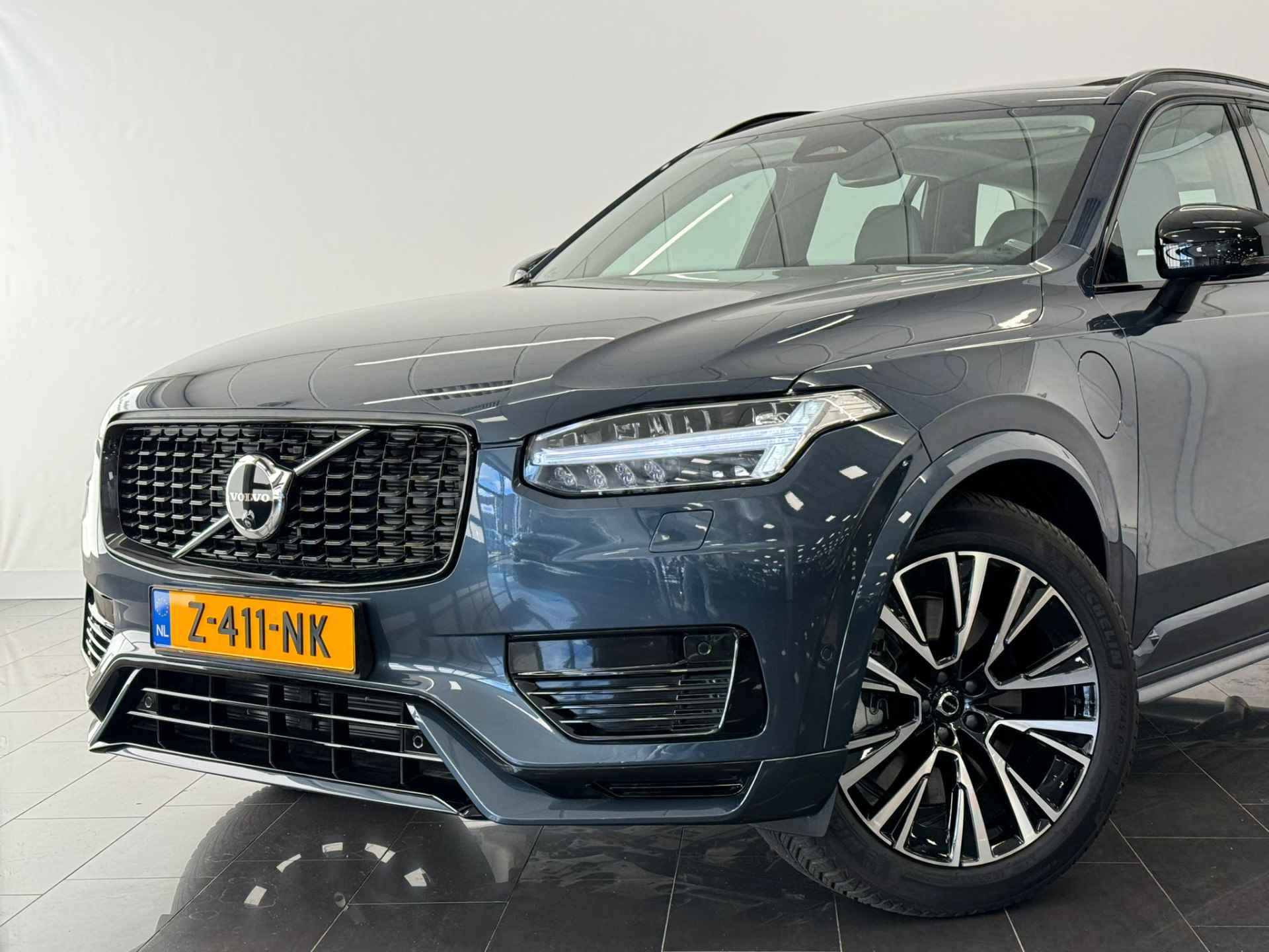 Volvo XC90 T8 Recharge AWD Ultimate Dark | 360o Camera | Luchtvering | Stoelkoeling + massage | Bowers & Wilkins | Alcantara hemel | - 40/47