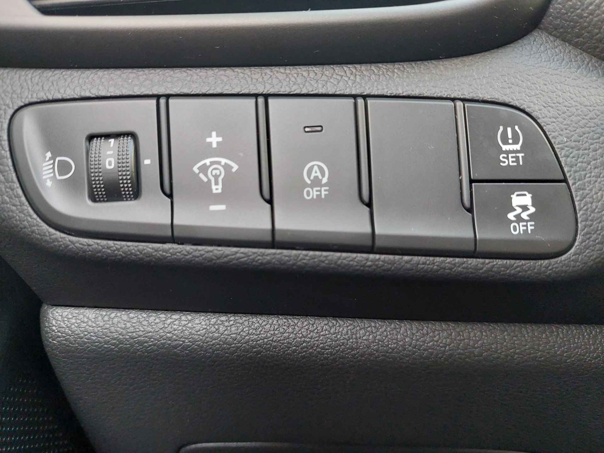Hyundai i30 Wagon 1.0 T-GDi MHEV Comfort Smart Automaat | navigatie - 25/31