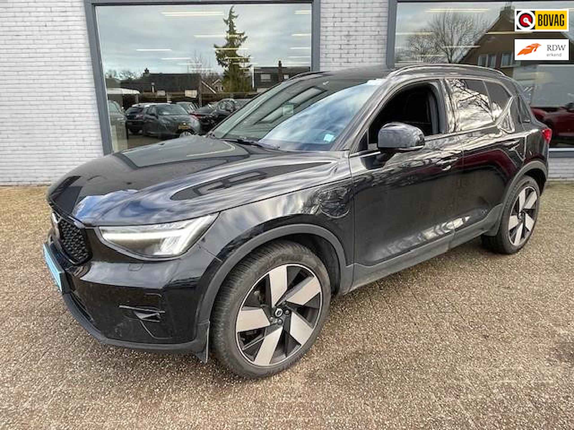 Volvo XC40 1.5 T5 Recharge Plug-in PHEV Facelift Ultimate Dark