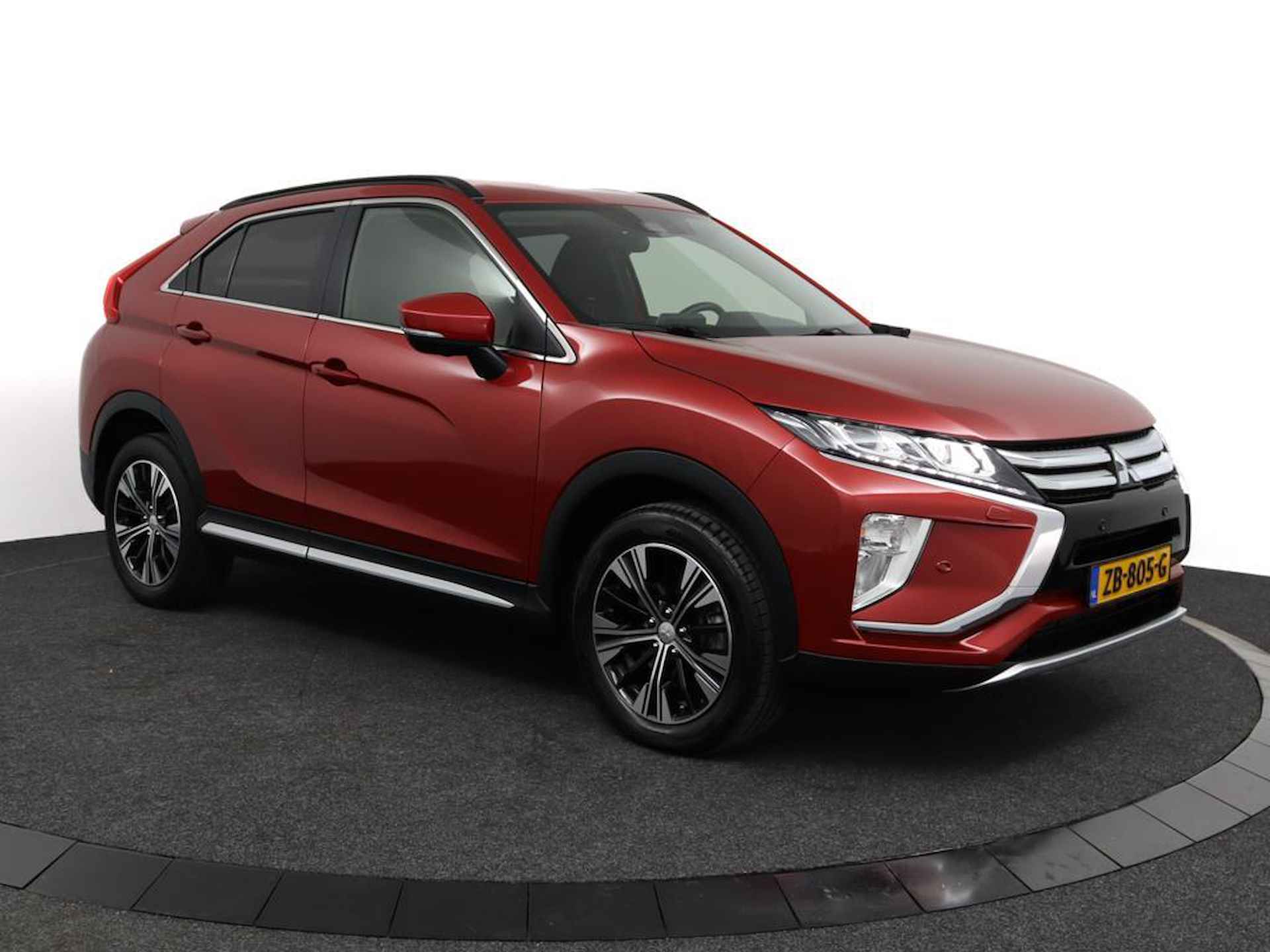 Mitsubishi Eclipse Cross 1.5 DI-T First Edition AUTOMAAT | Climate Control | 360° Camera | Privacy Glass | 1600kg Trekgewicht | Eerste Eigenaar! - 3/47