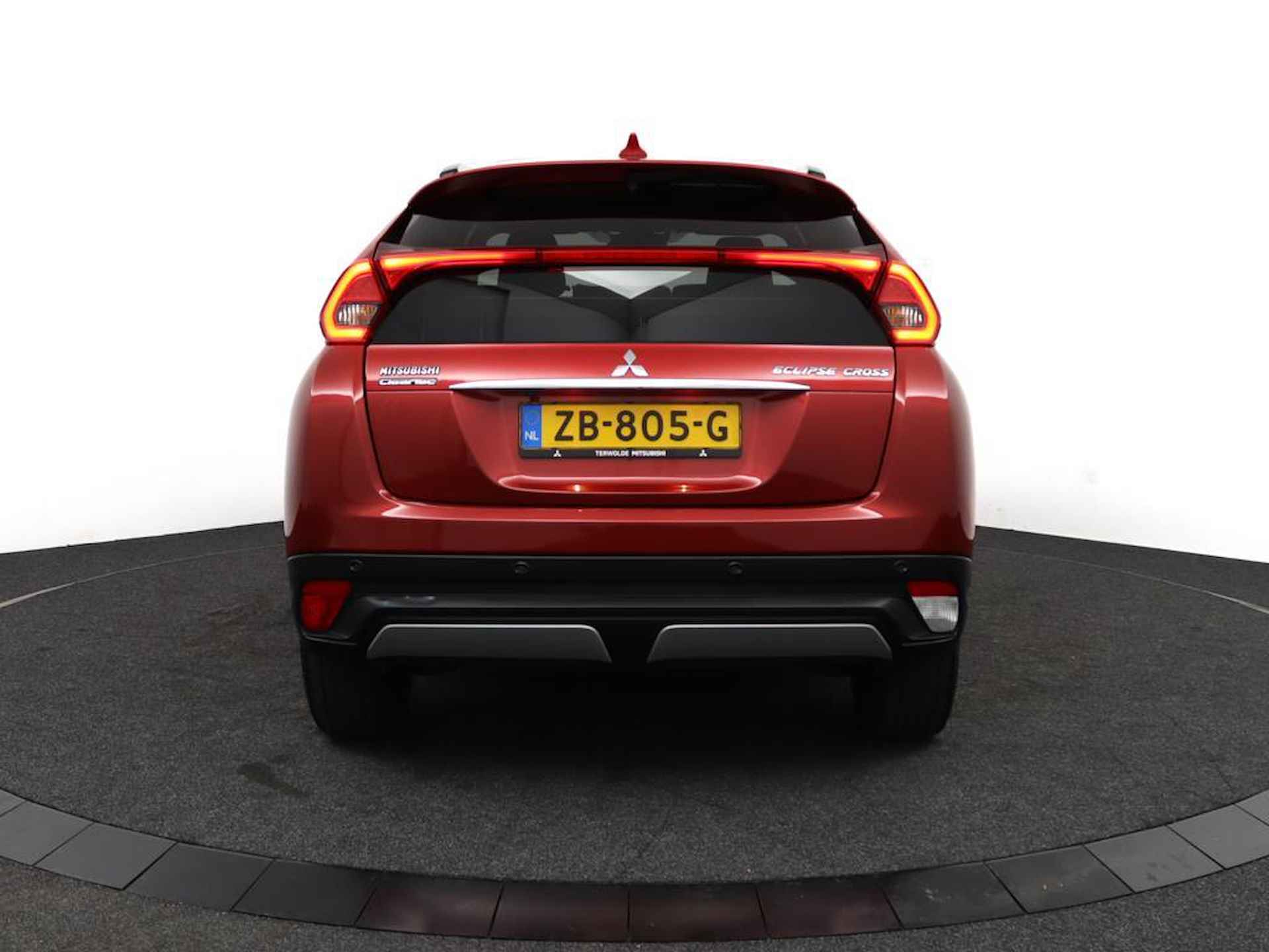 Mitsubishi Eclipse Cross 1.5 DI-T First Edition AUTOMAAT | Climate Control | 360° Camera | Privacy Glass | 1600kg Trekgewicht | Eerste Eigenaar! - 6/47