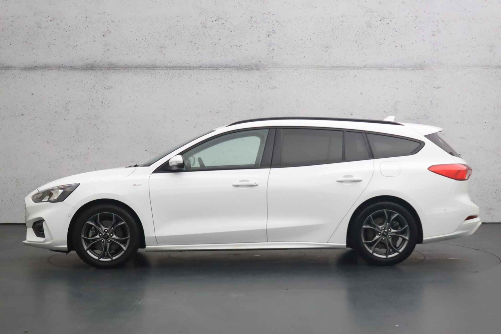 Ford FOCUS Wagon 1.0 EcoBoost ST Line Business | Camera | Parkeersensoren | Sportstoelen | Apple carplay - 6/30