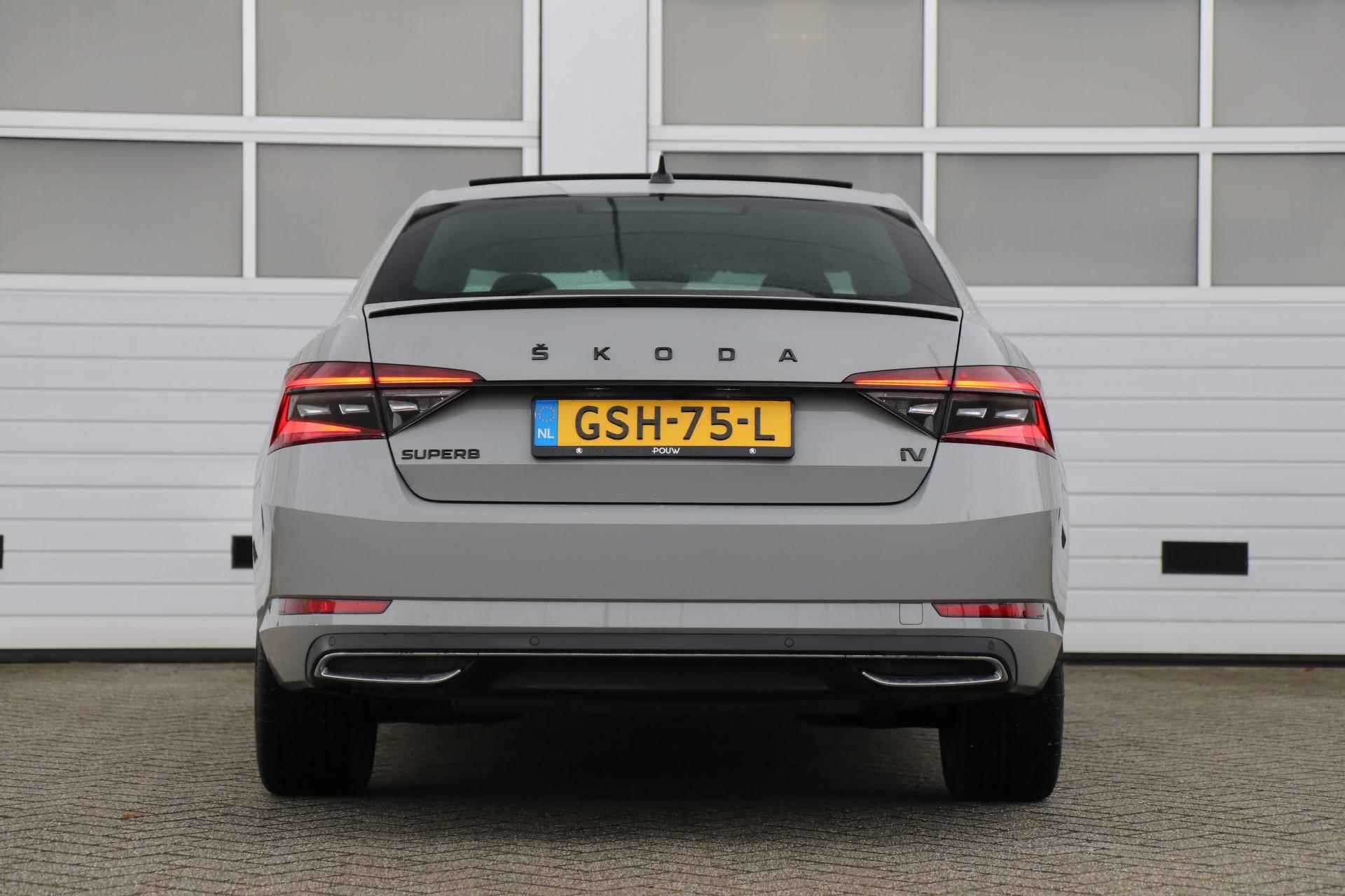 Skoda Superb 1.4 TSI 218pk DSG iV Sportline Business | Panoramadak | 360 Camera | Elektrische Stoelen - 9/44