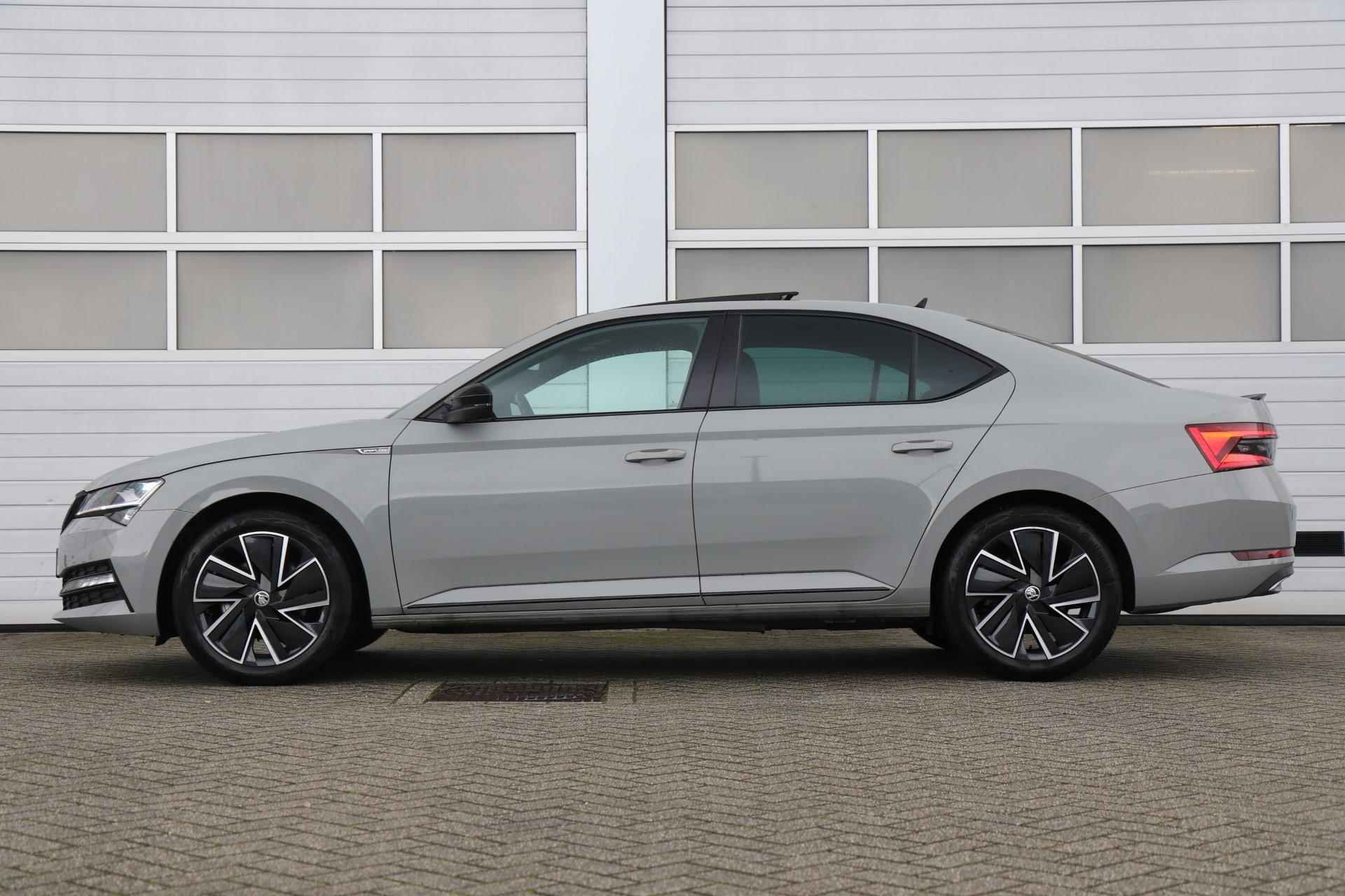 Skoda Superb 1.4 TSI 218pk DSG iV Sportline Business | Panoramadak | 360 Camera | Elektrische Stoelen - 11/44