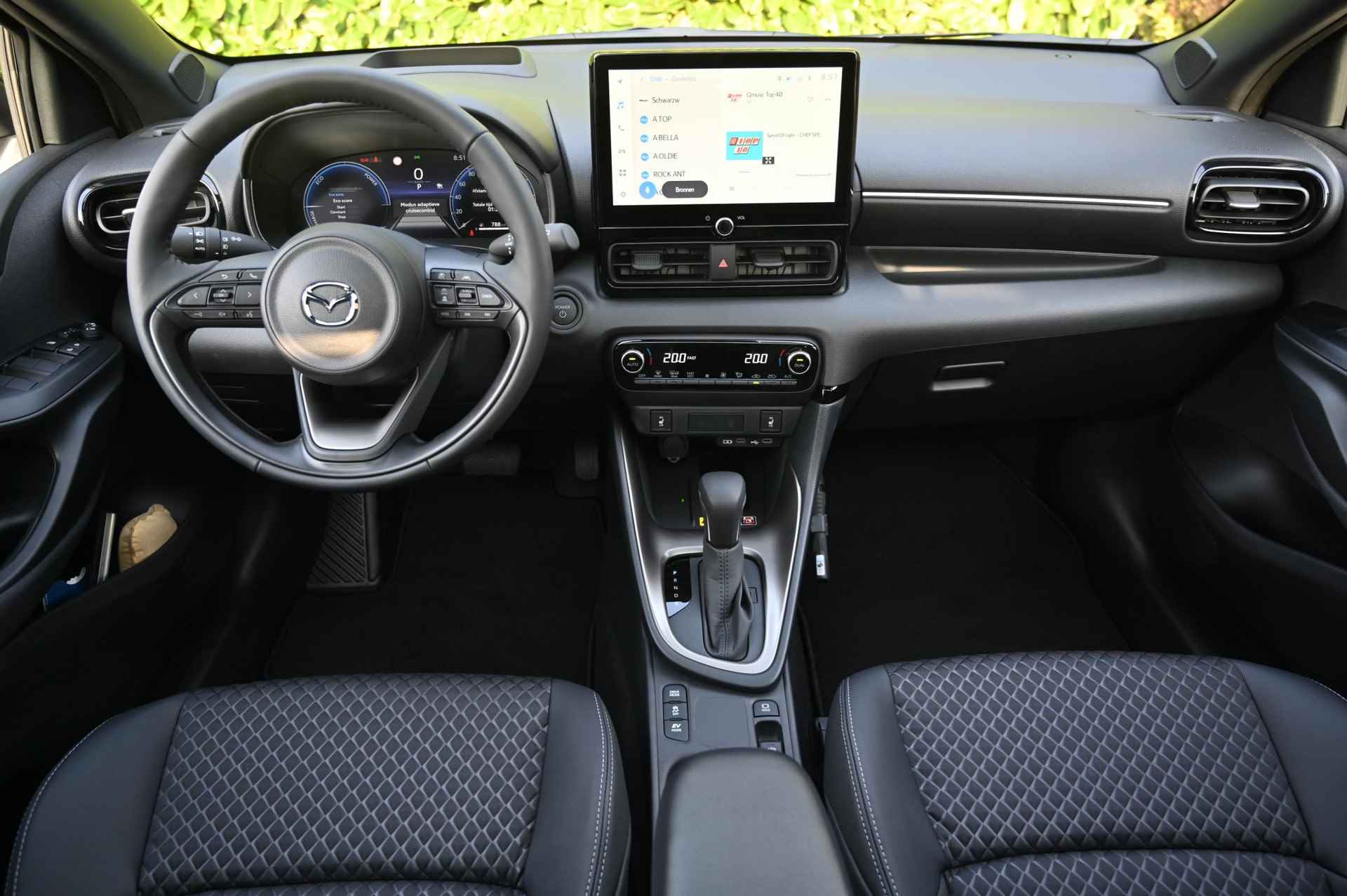 Mazda 2 Hybrid Hybrid 116 automaat Homura Plus *Actie: nu met €3.000 instapvoordeel* - 4/38