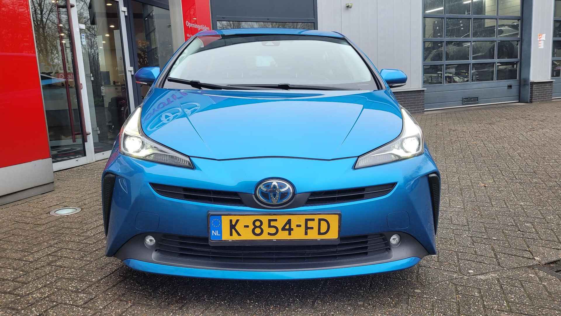 Toyota Prius 1.8 Dynamic NL-AUTO BLIND SPOT KEYLESS HEAD-UP STOELVERWARMING DAB+ - 2/22