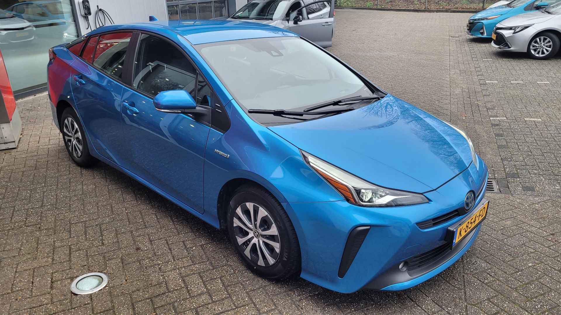 Toyota Prius 1.8 Dynamic NL-AUTO BLIND SPOT KEYLESS HEAD-UP STOELVERWARMING DAB+ - 9/22