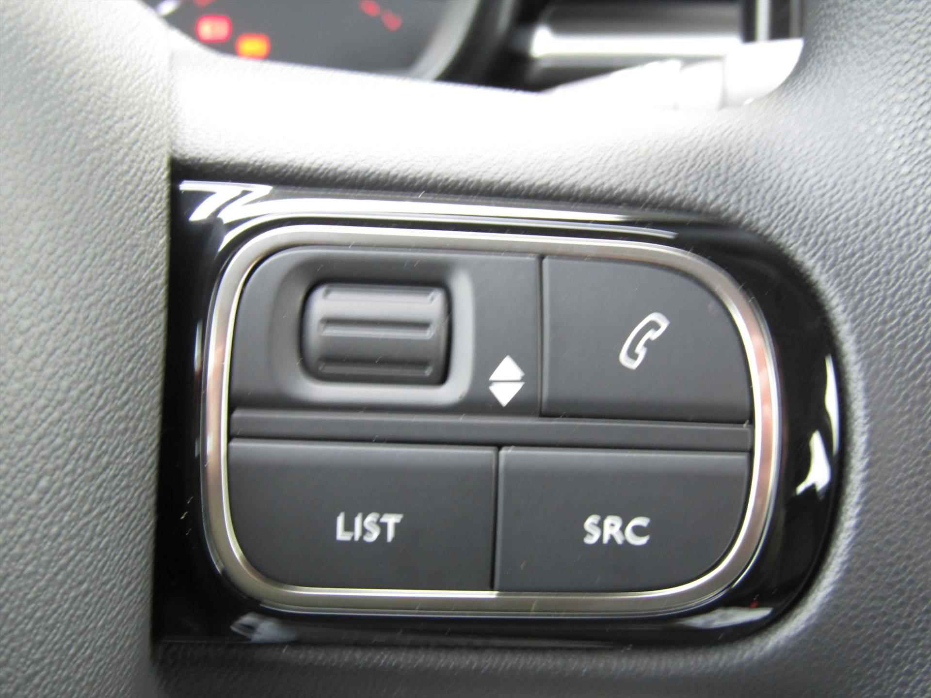 CITROEN C3 1.2 PureTech 82pk Feel / Navigatie / Cruise- Control - 11/25