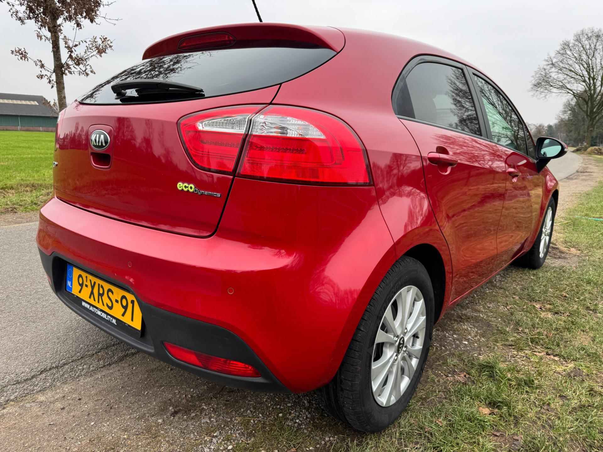 Kia Rio 1.2 CVVT World Cup Edition Plus dealer onderhouden met leder, 1ste eigenaar - 2/26