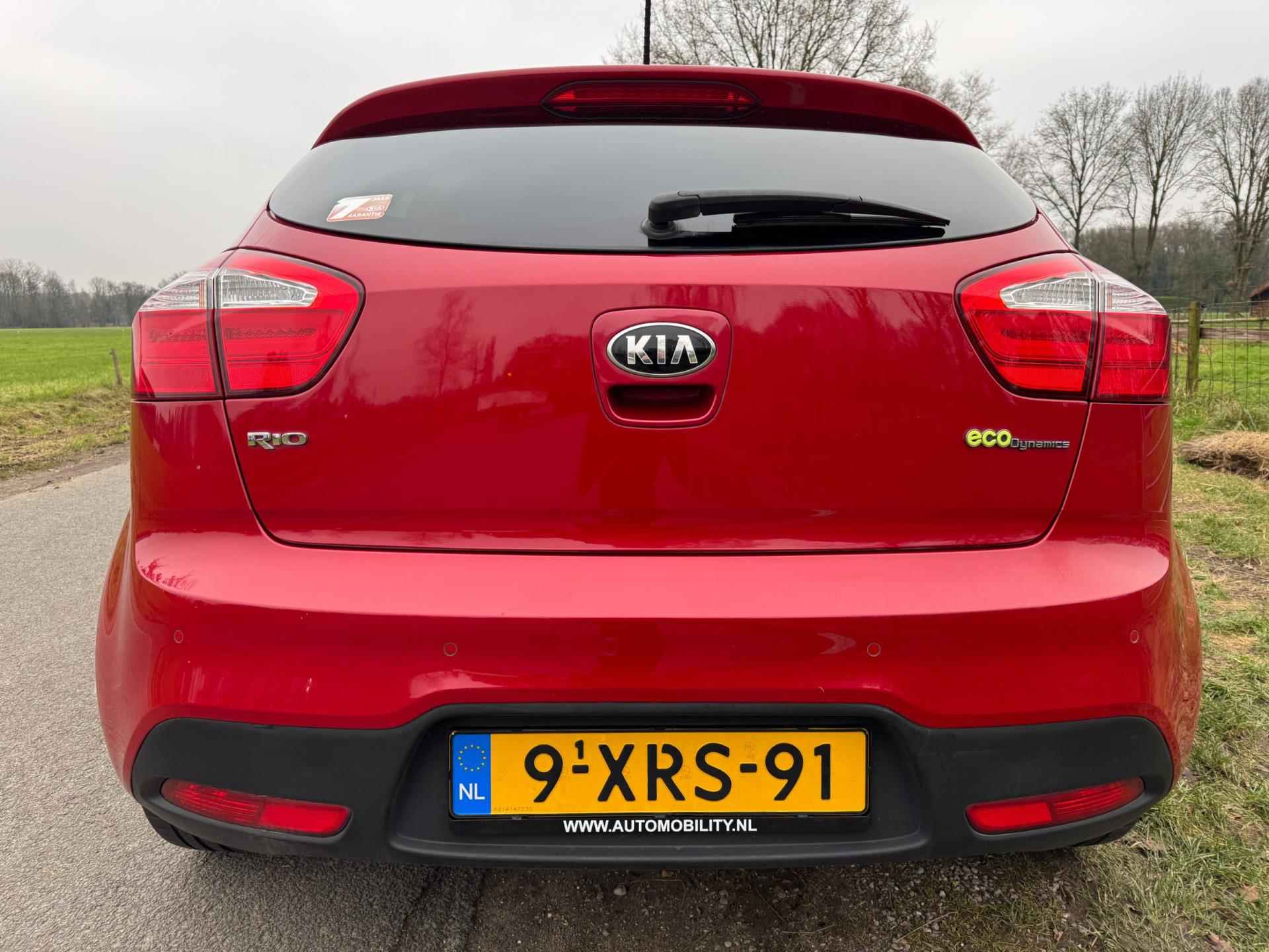 Kia Rio 1.2 CVVT World Cup Edition Plus dealer onderhouden met leder, 1ste eigenaar - 6/26