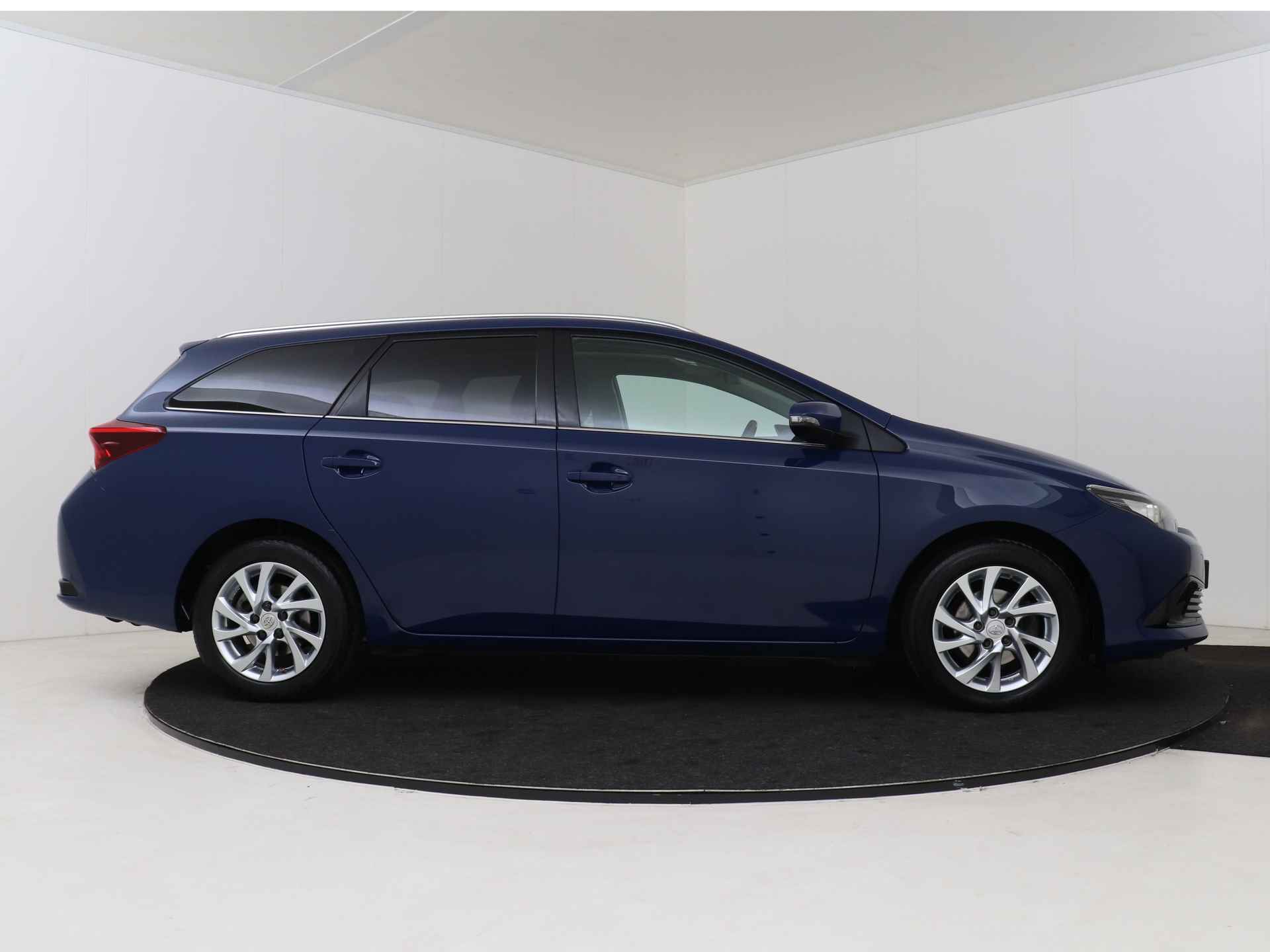 Toyota Auris Touring Sports 1.2T Trend | Dealer onderhouden | Climate Control | Cruise Control | Panoramadak | - 13/50