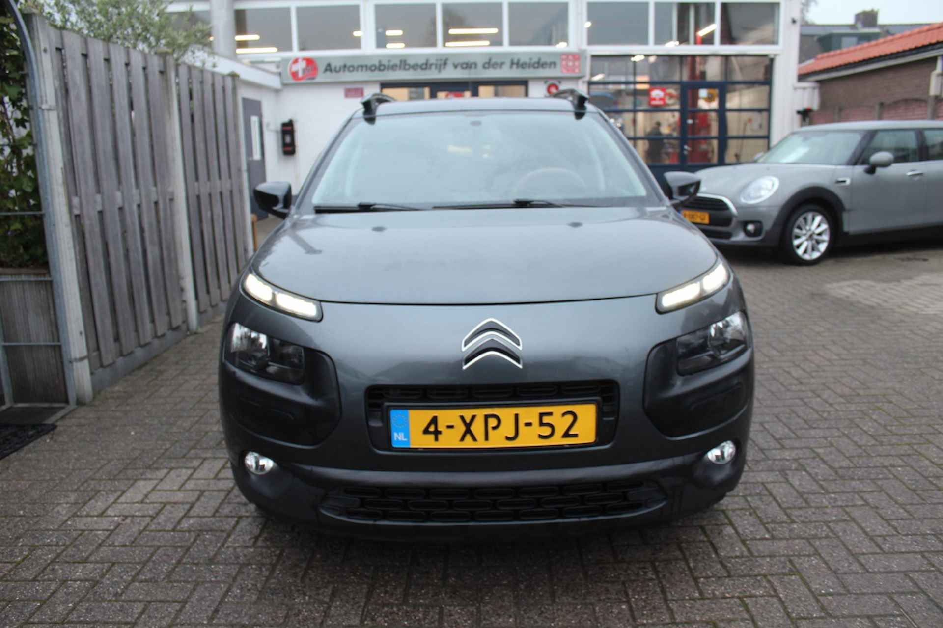 Citroen C4 Cactus 1.2 e-VTi Feel Automaat - 4/20