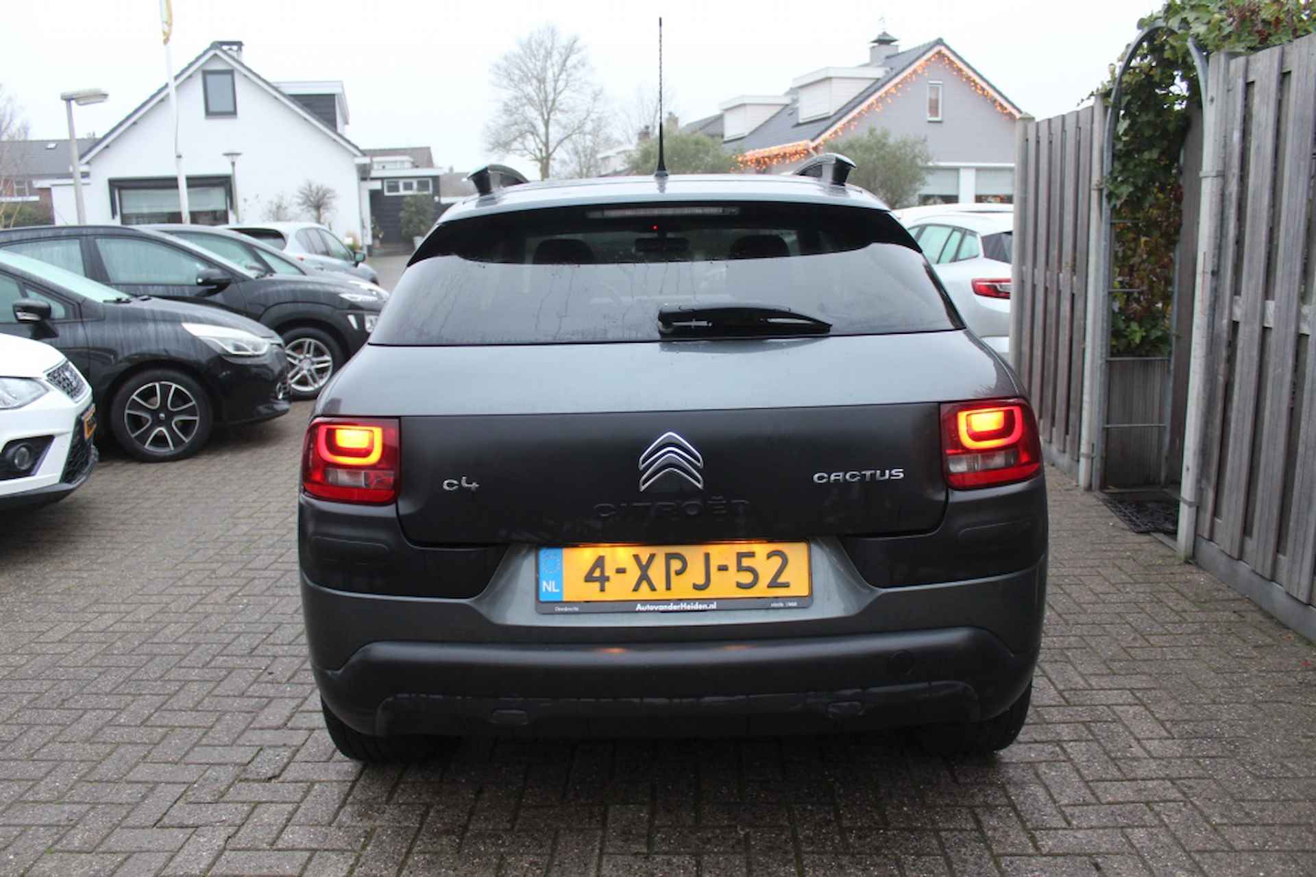 Citroen C4 Cactus 1.2 e-VTi Feel Automaat - 6/20